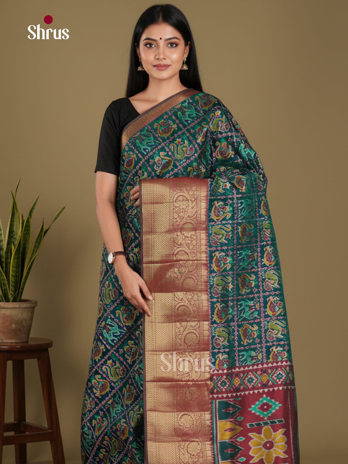 DKS21075 - Semi Patola Saree