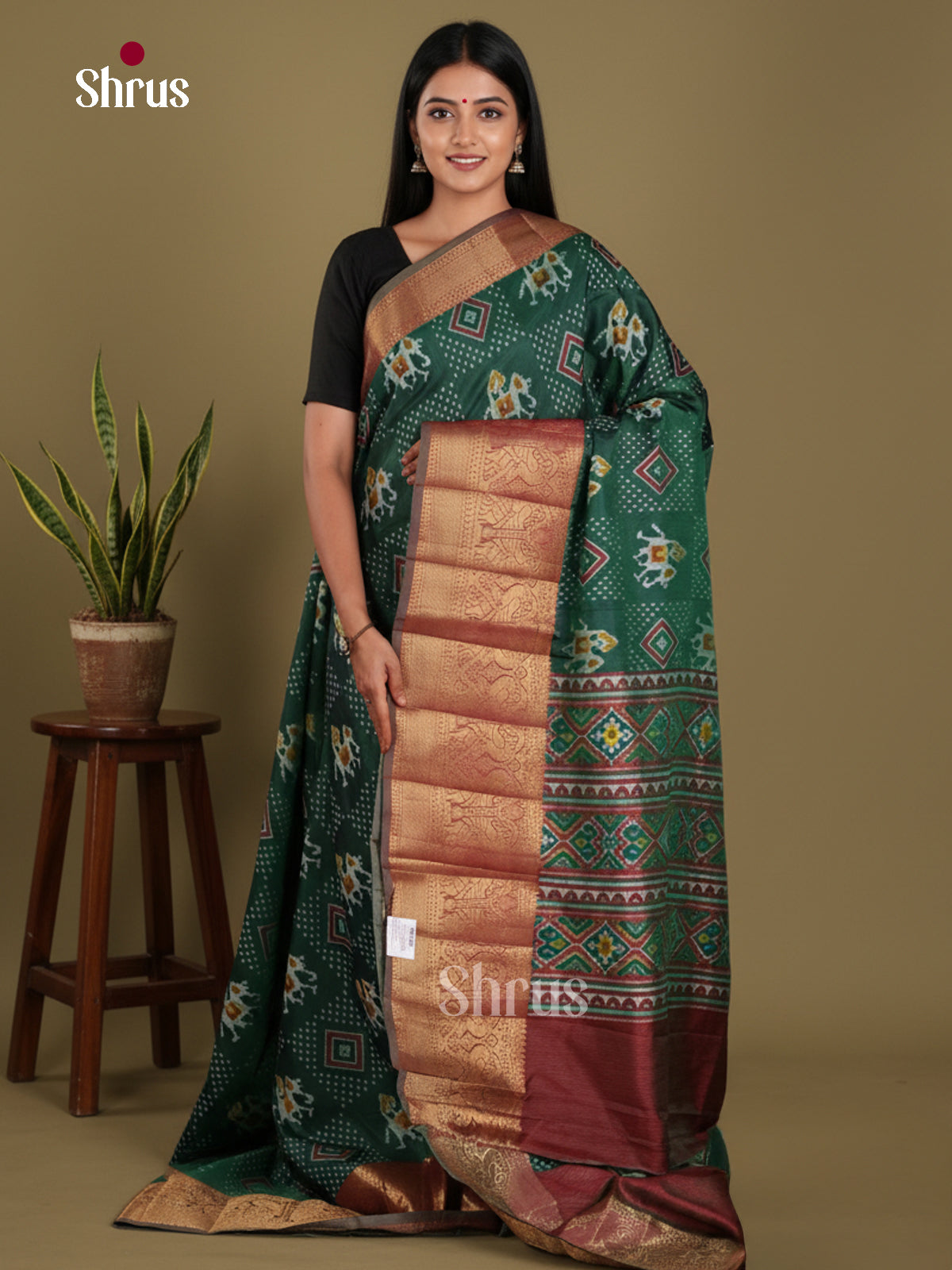 DKS21076 - Semi Patola Saree