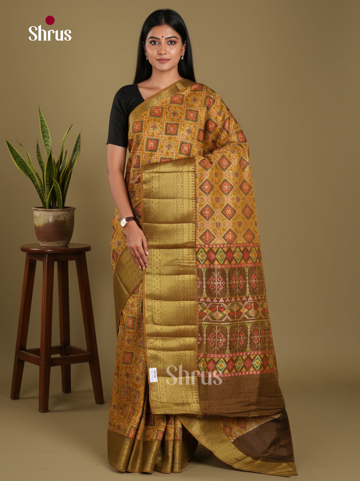 DKS21094 - Semi Patola Saree