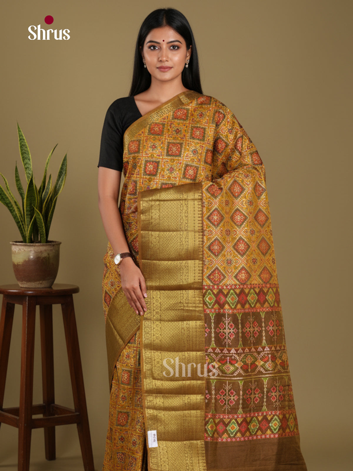 DKS21094 - Semi Patola Saree