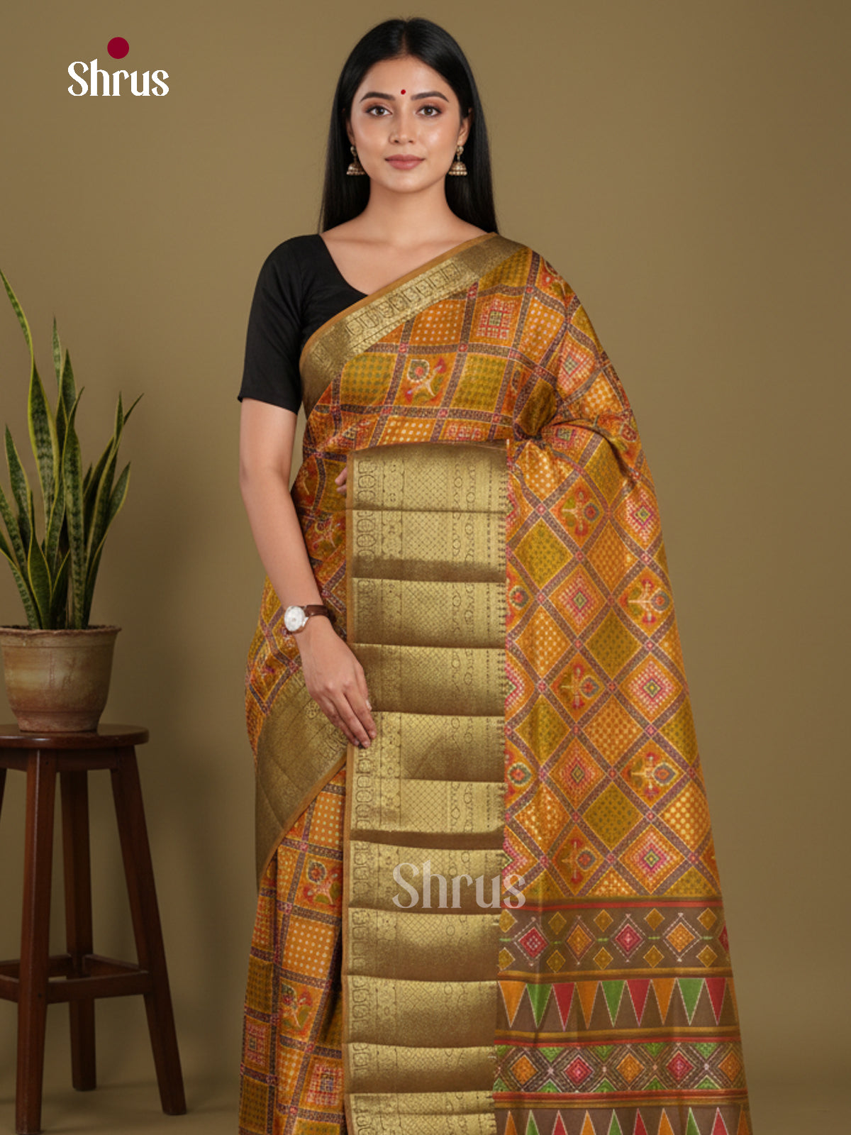DKS21099 - Semi Patola Saree