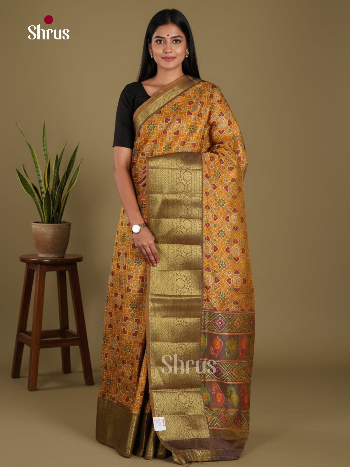 Mustard & Chutney Green - Semi Patola Saree