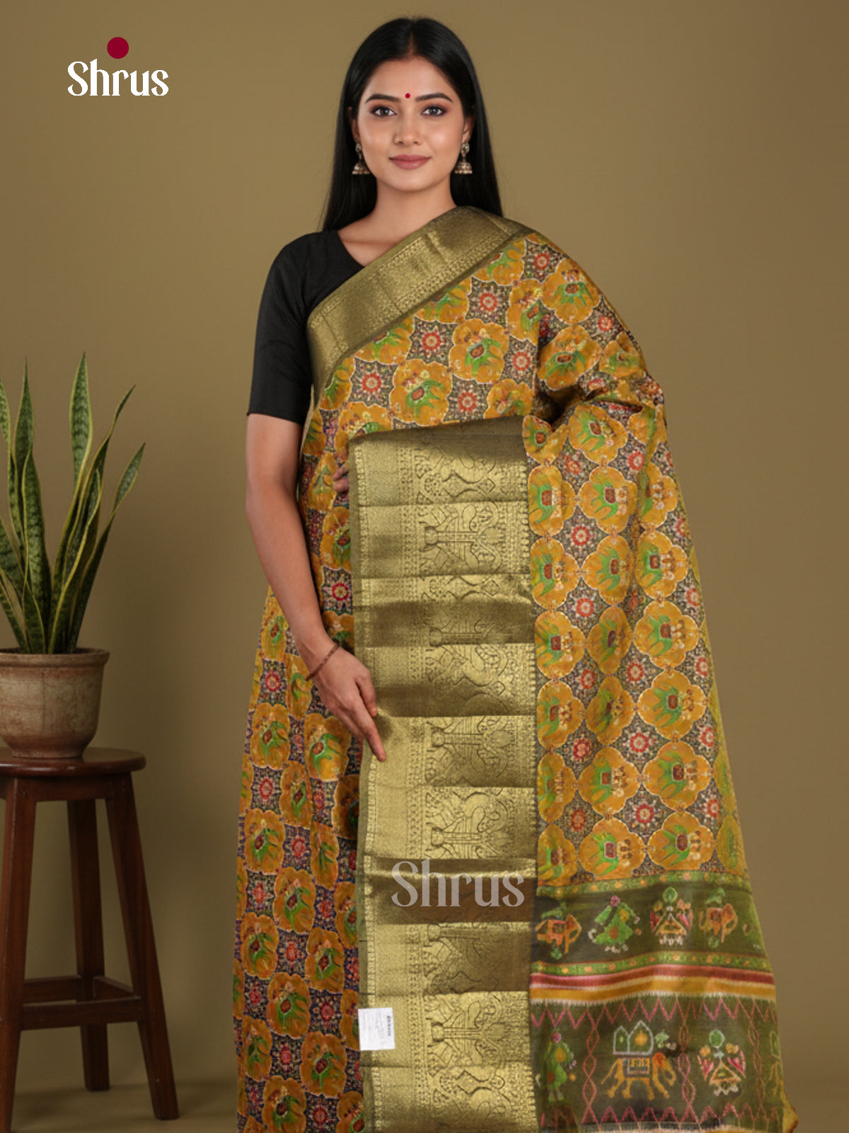 DKS21104 - Semi Patola Saree