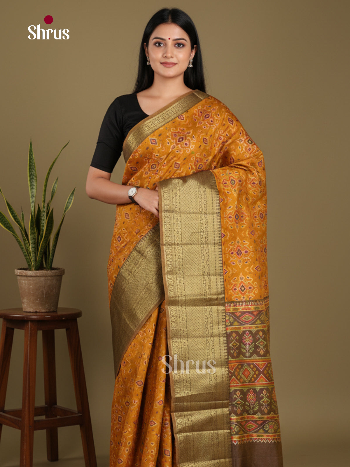 DKS21105 - Semi Patola Saree