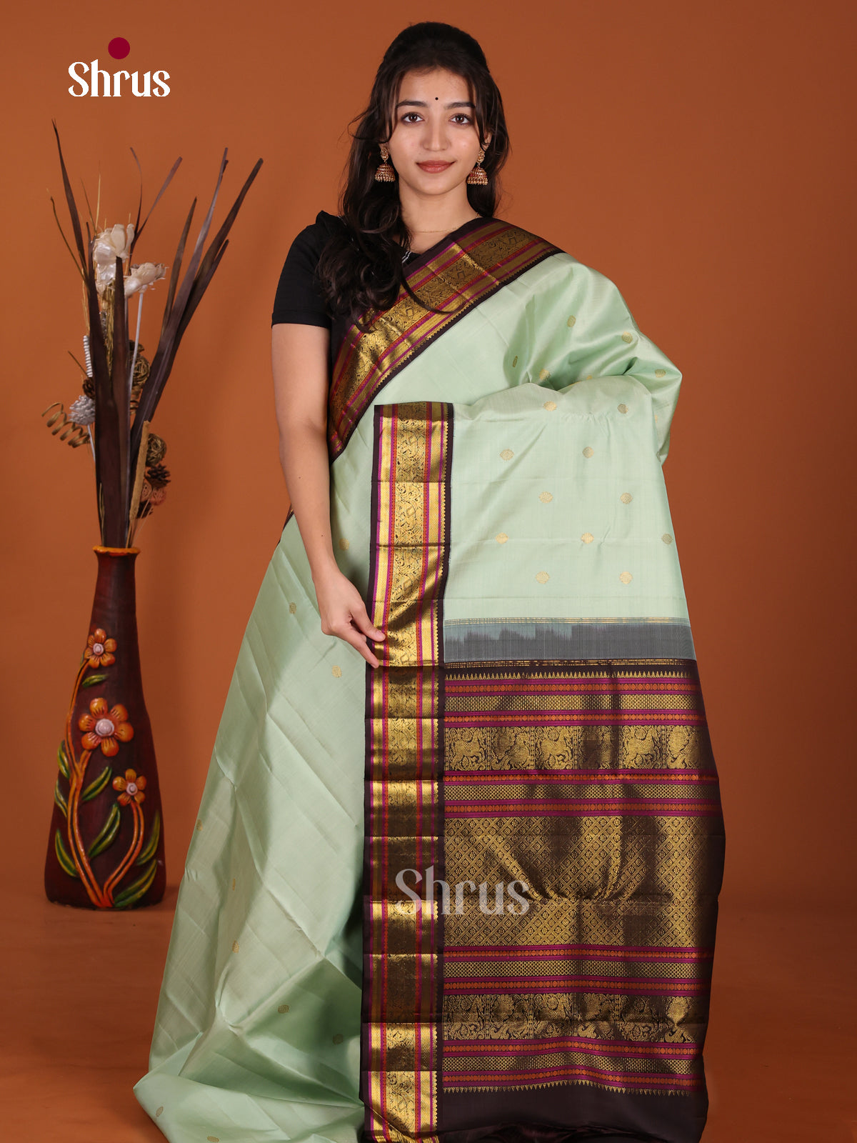 DKS22232 - Kanchipuram Korvai Plain Saree