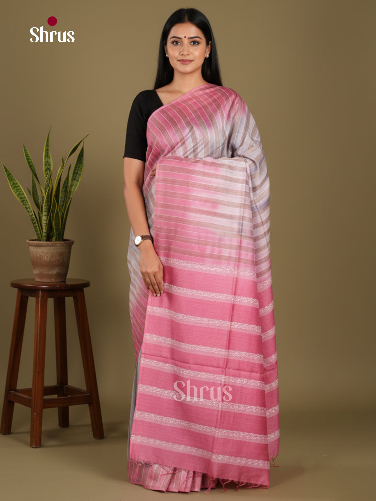 Cream & Pink - Shibori Saree