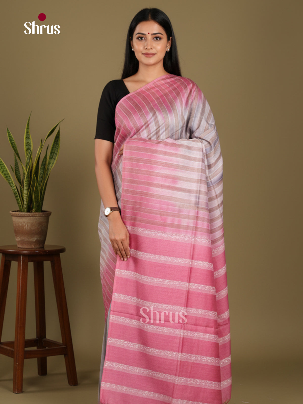 Cream & Pink - Shibori Saree