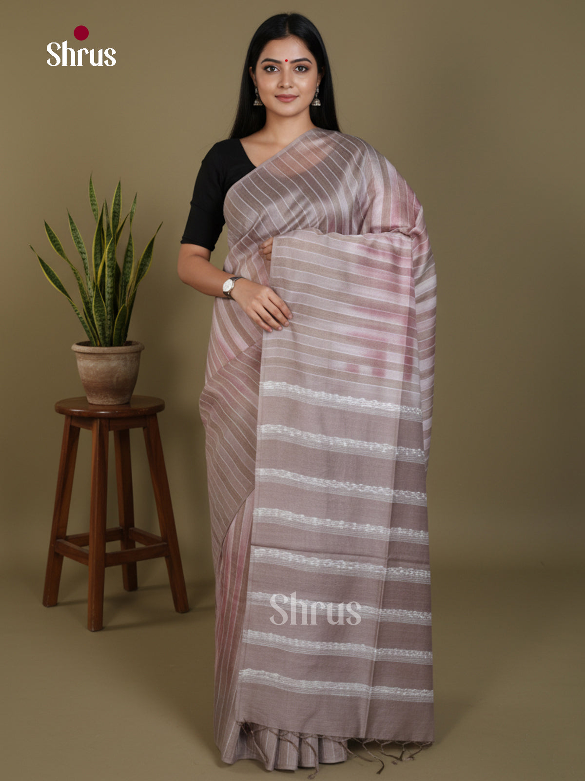 DKS22299 - Shibori Saree - Shop on Shrus.com