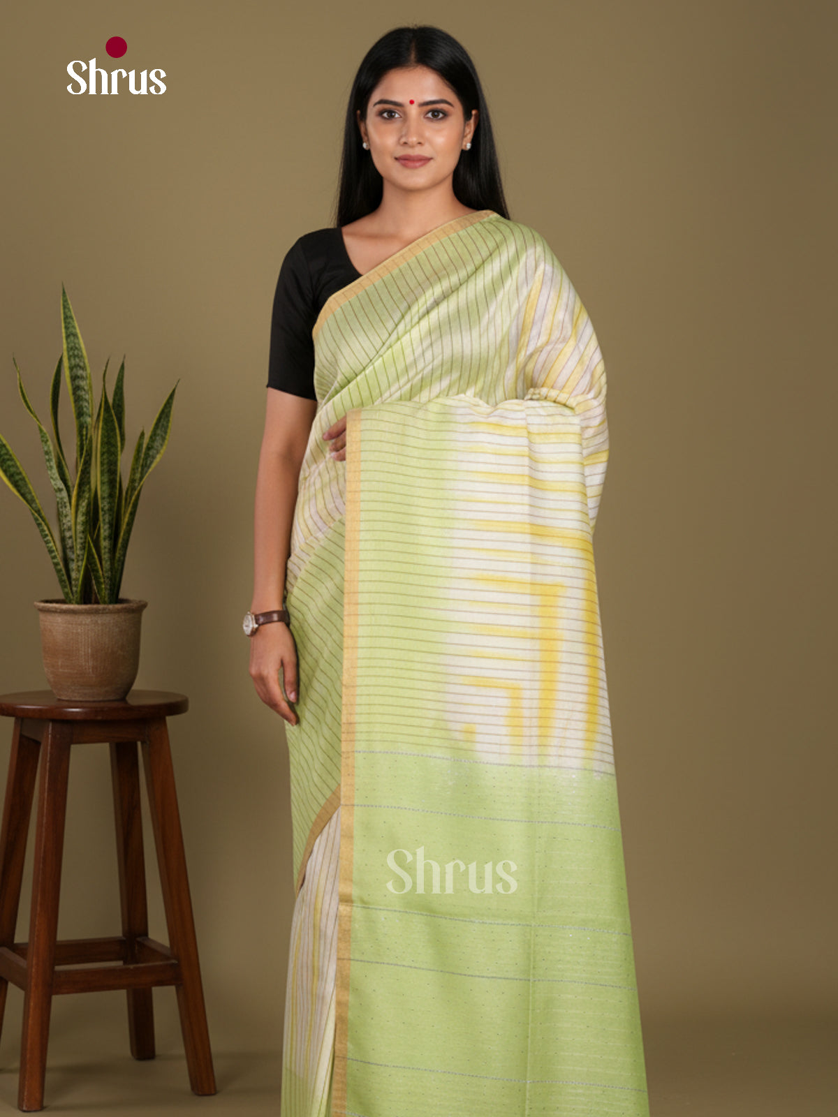 Cream & Light Green - Shibori Saree