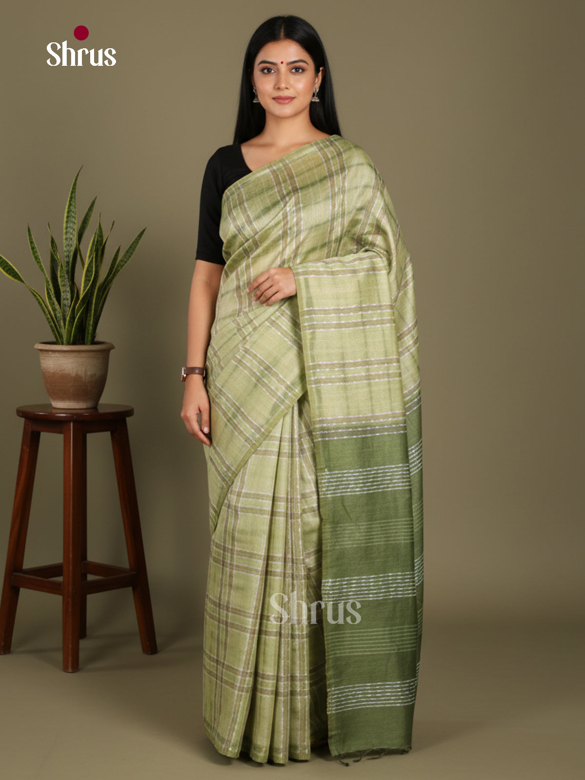 DKS22376 - Shibori Saree - Shop on Shrus.com