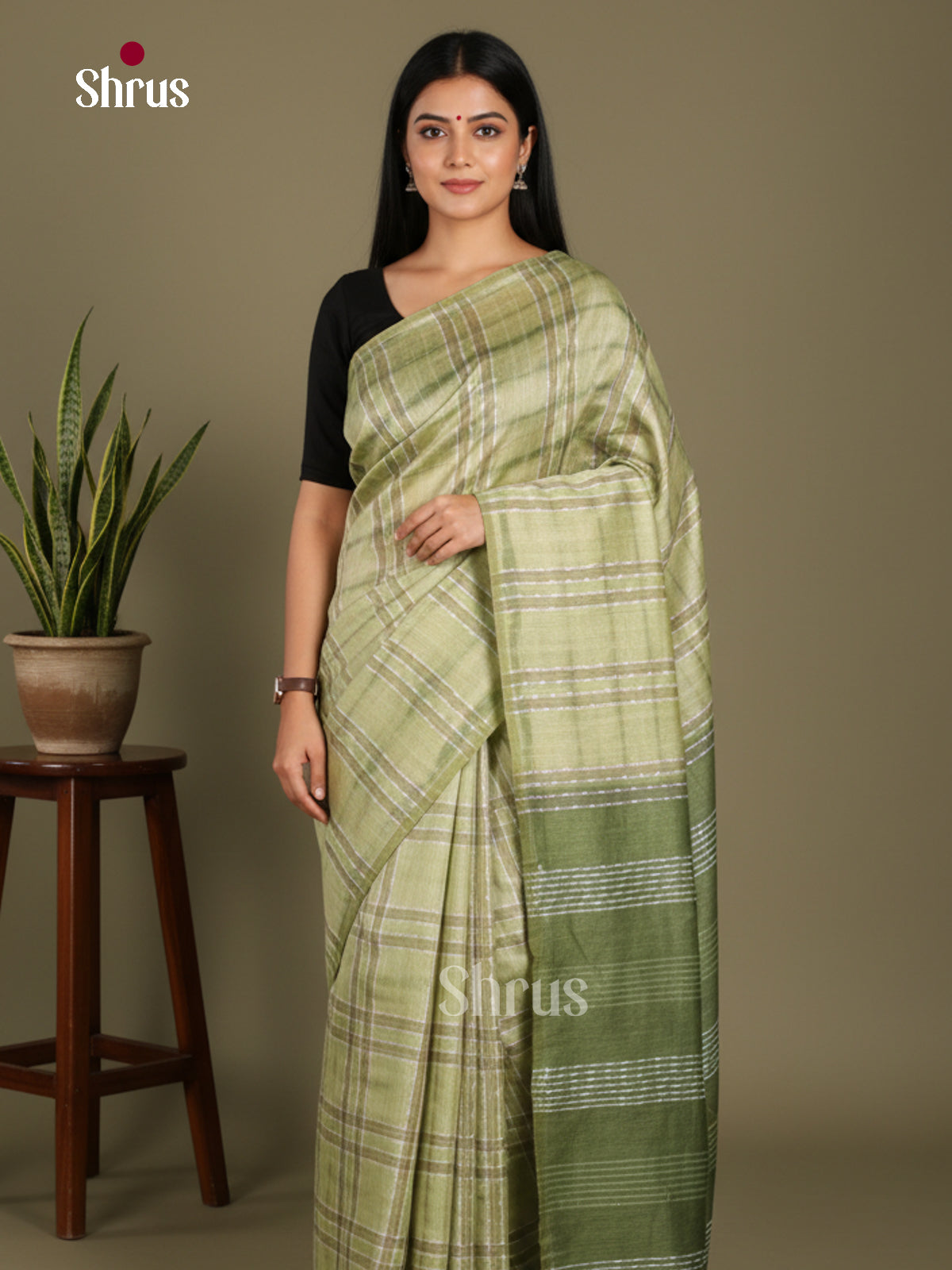 DKS22376 - Shibori Saree - Shop on Shrus.com