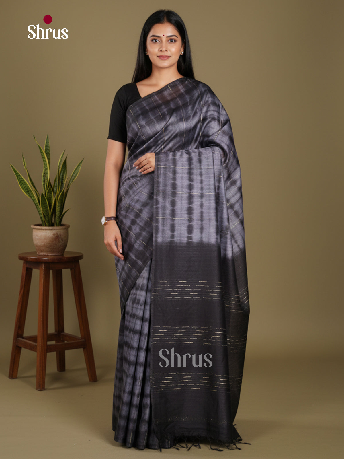 Grey & Black - Shibori Saree