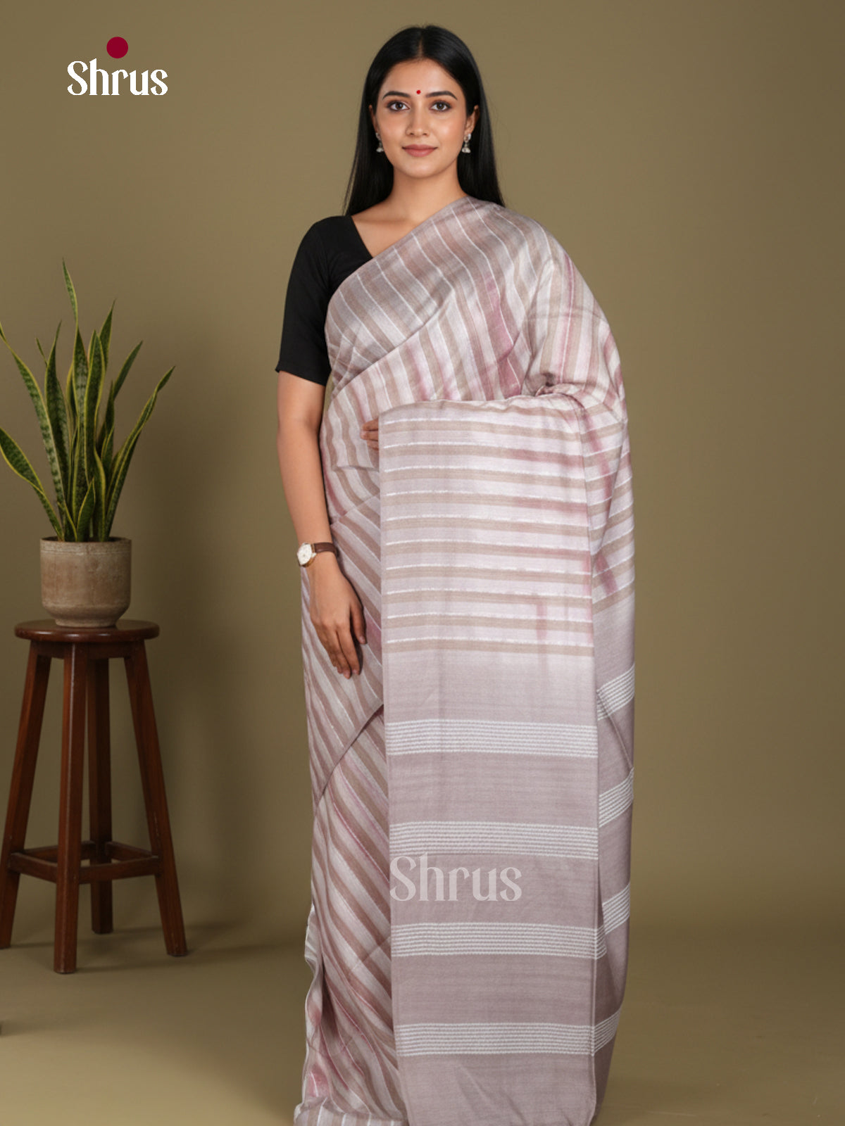 DKS22427 - Shibori Saree - Shop on Shrus.com