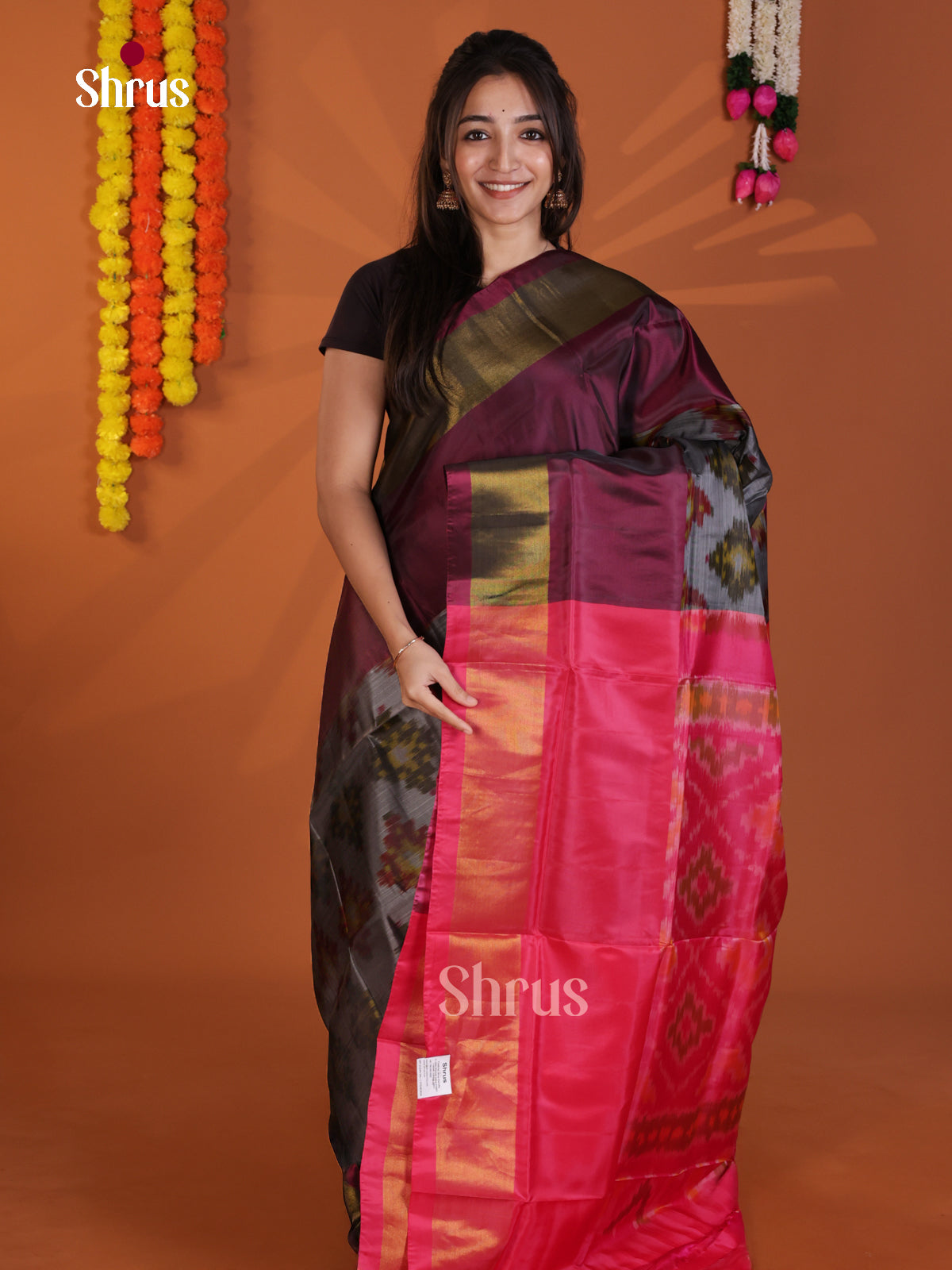 Grey & Pink - Semi uppada Saree