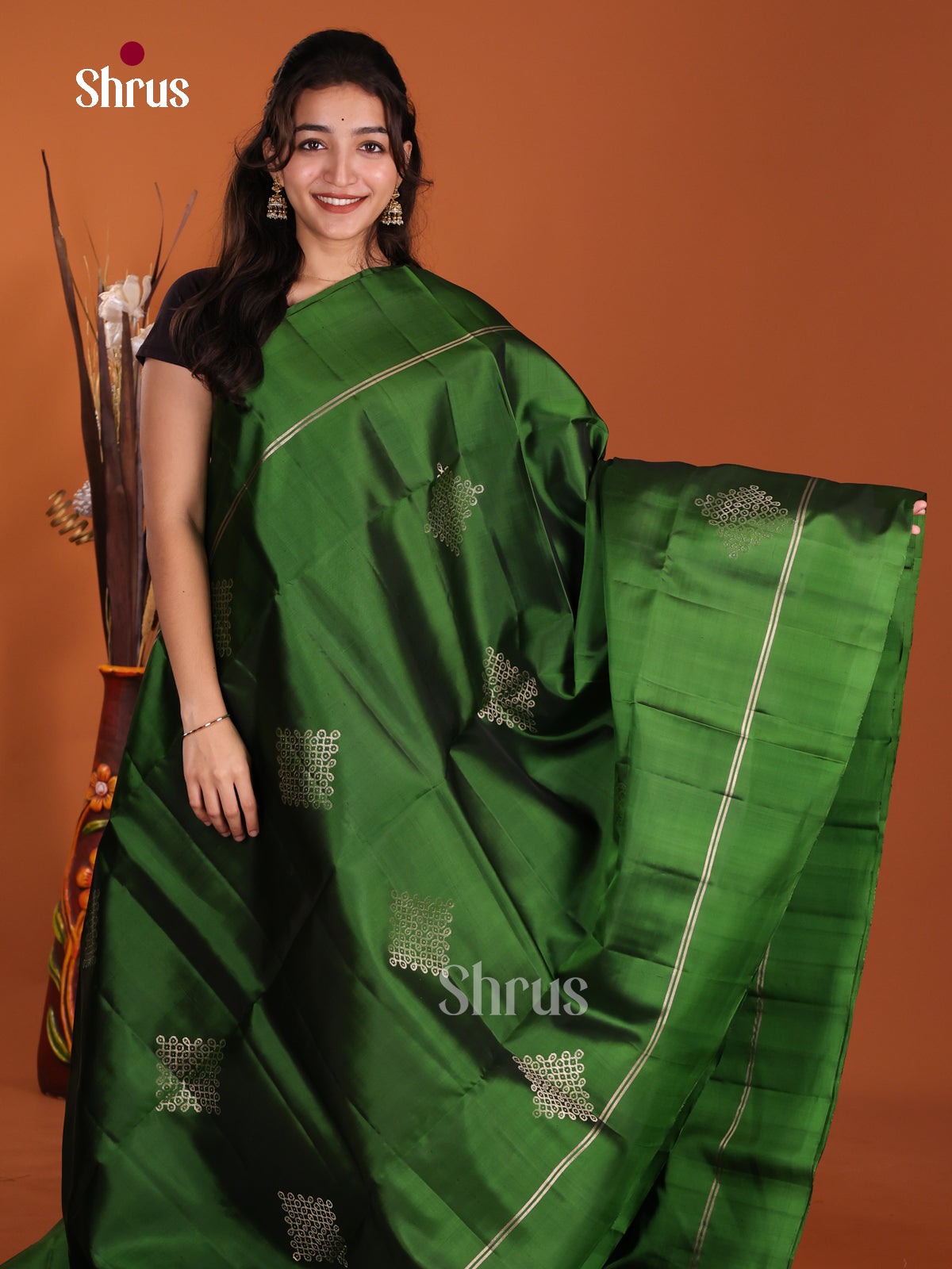DKS29226 - Soft Silk (HR) Saree - Shop on Shrus.com