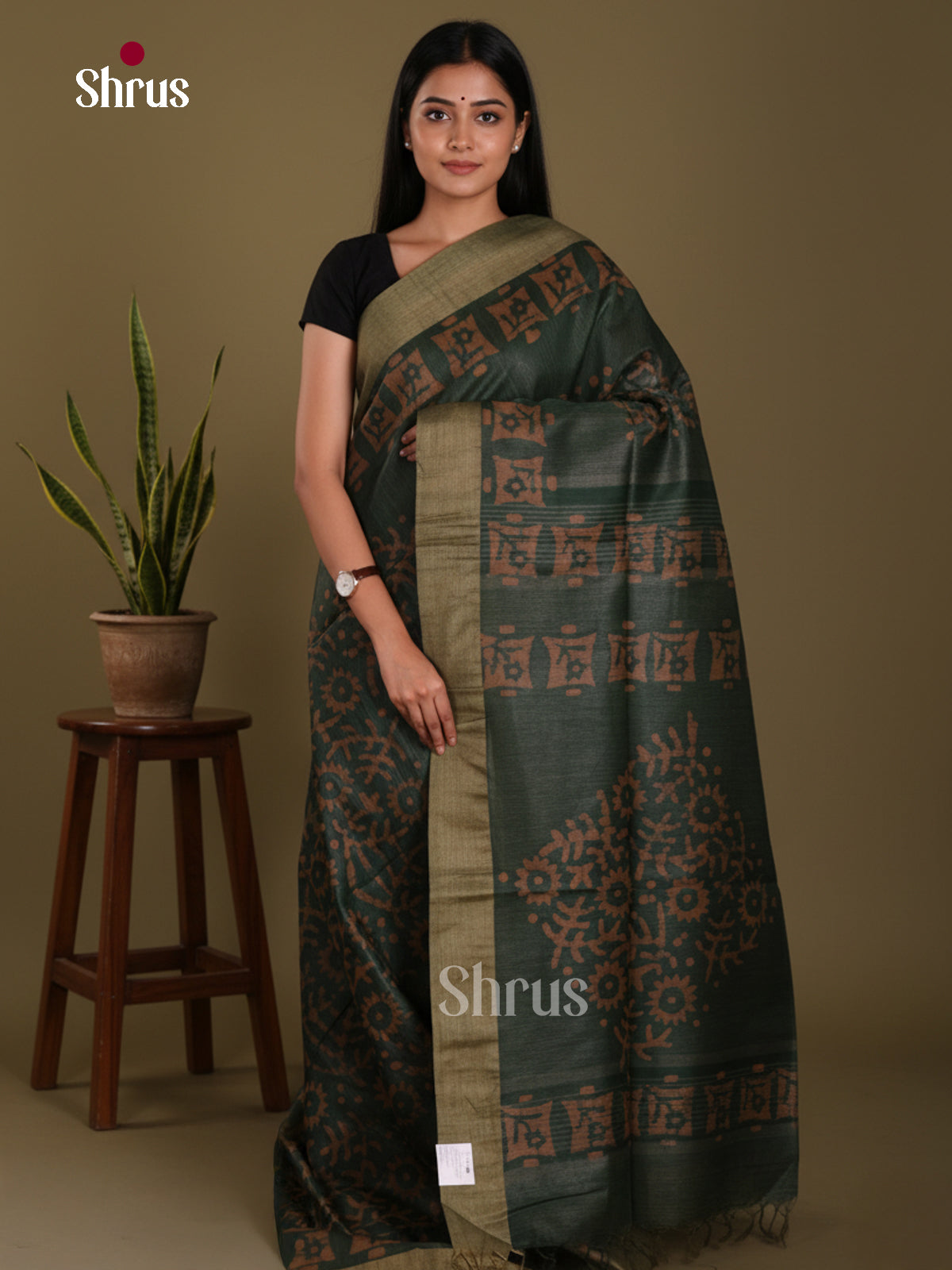 DLS01093 - Bhatik Saree