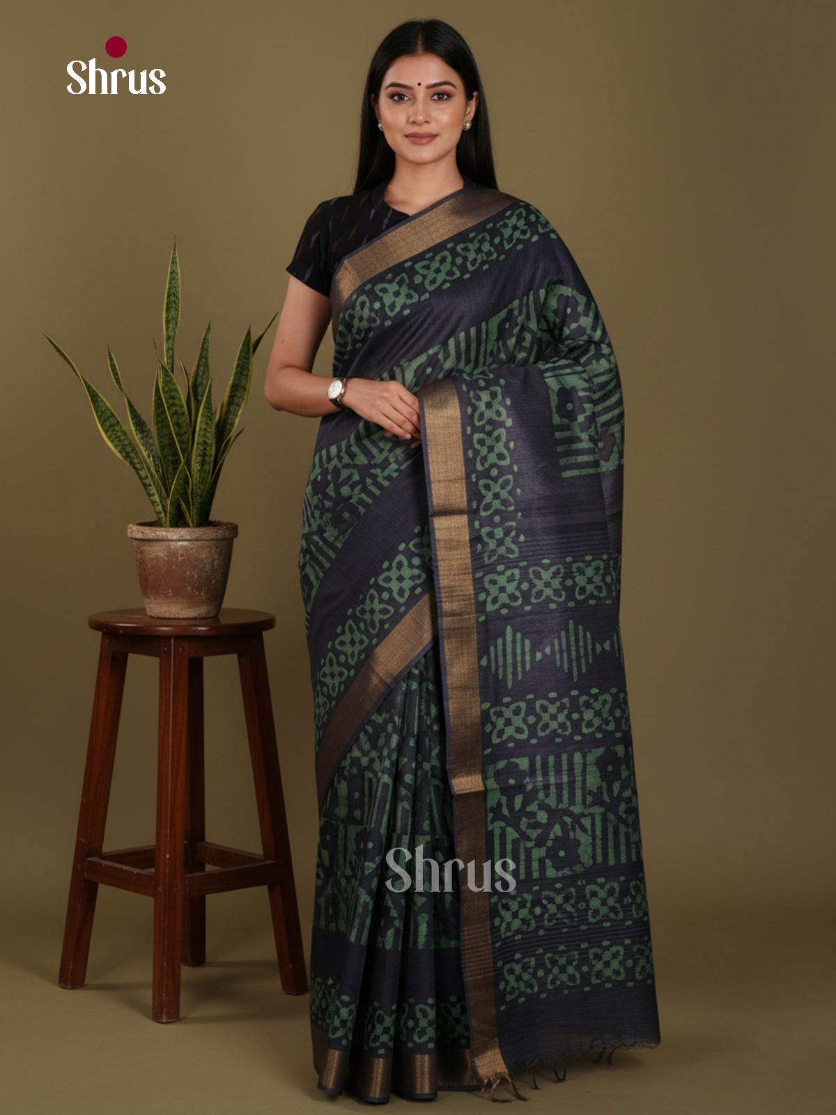 DLS01097 - Bhatik Saree