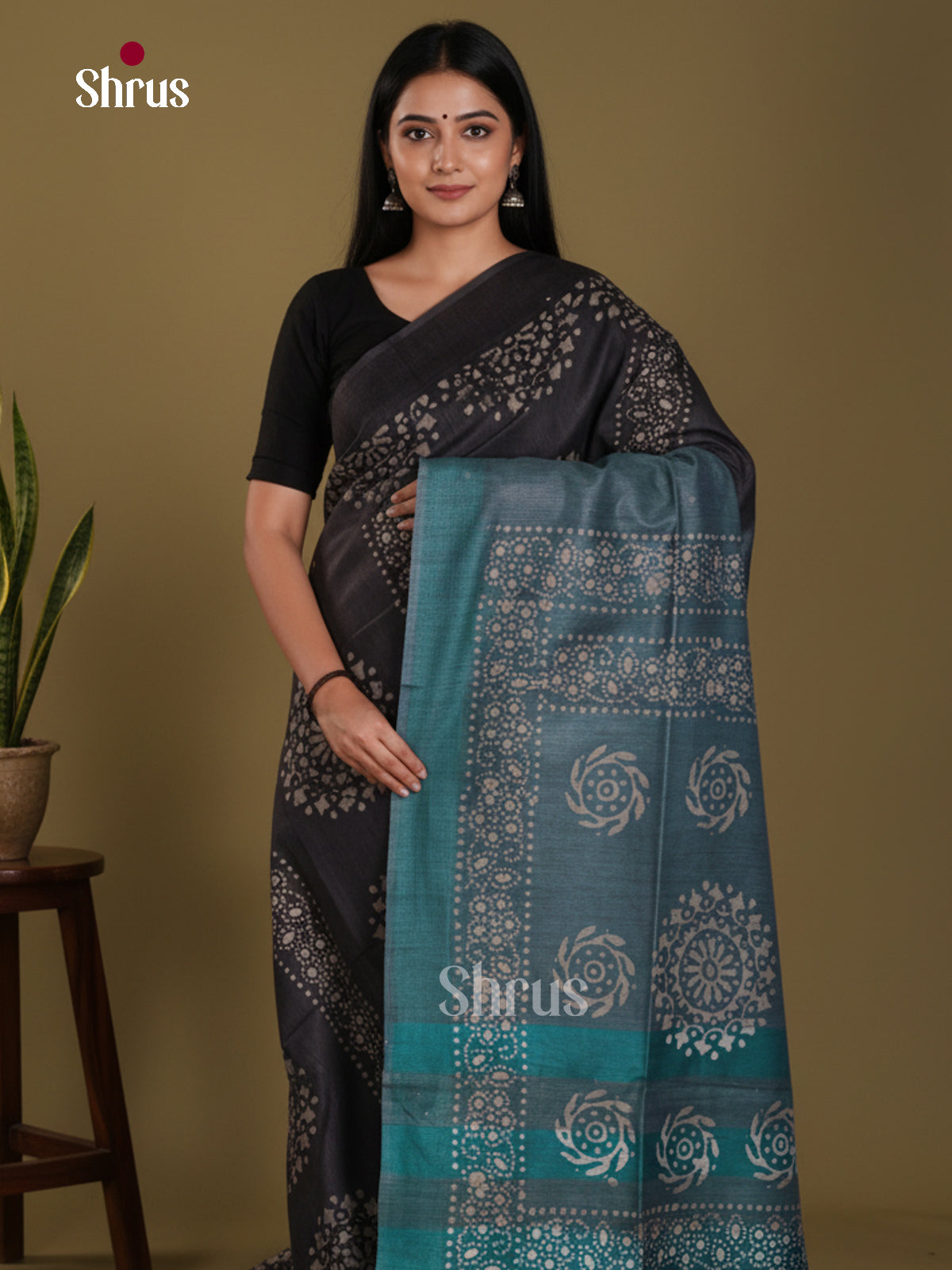 DLS01122 - Bhatik Saree