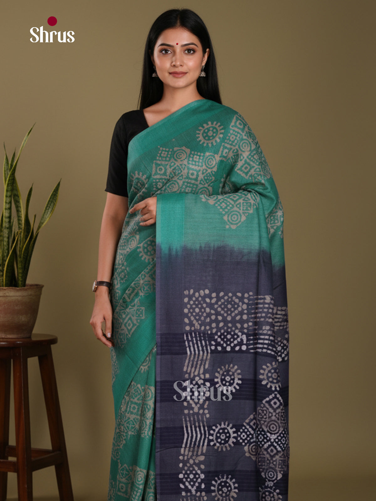 DLS01138 - Bhatik Saree