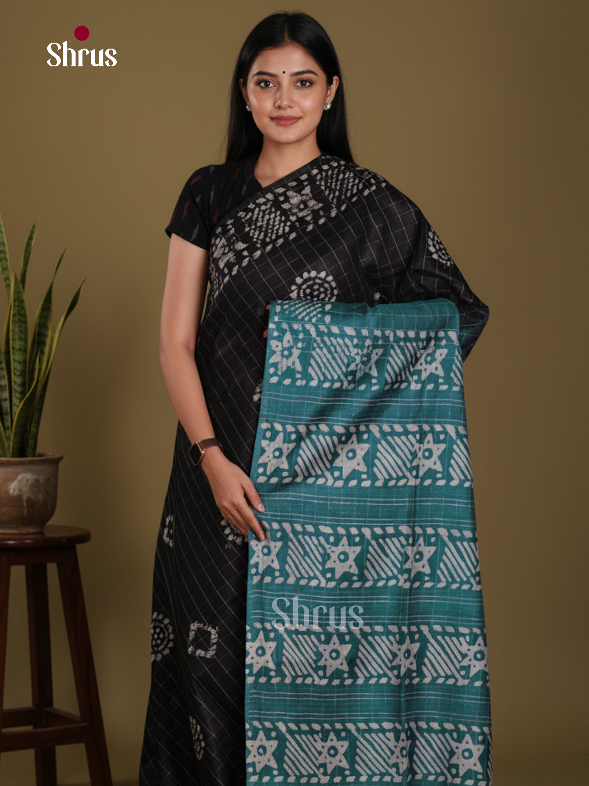 DLS01143 - Bhatik Saree
