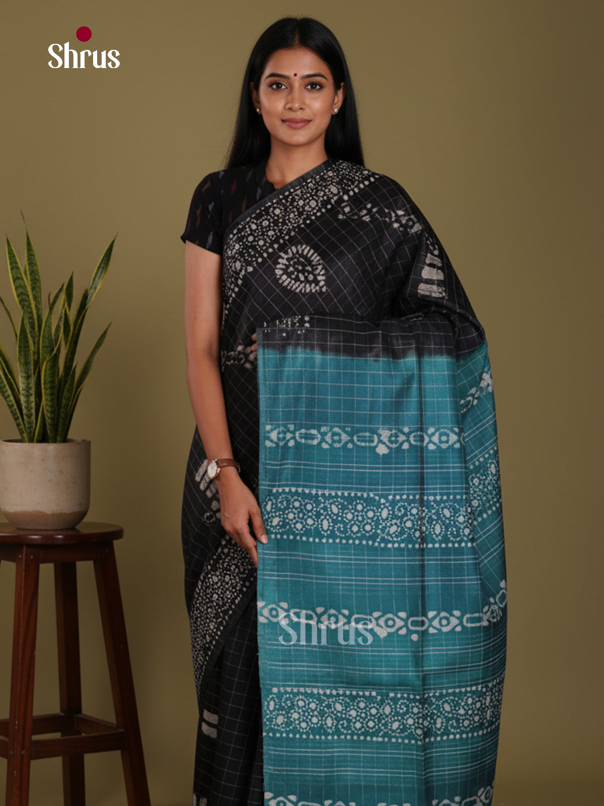 DLS01156 - Bhatik Saree