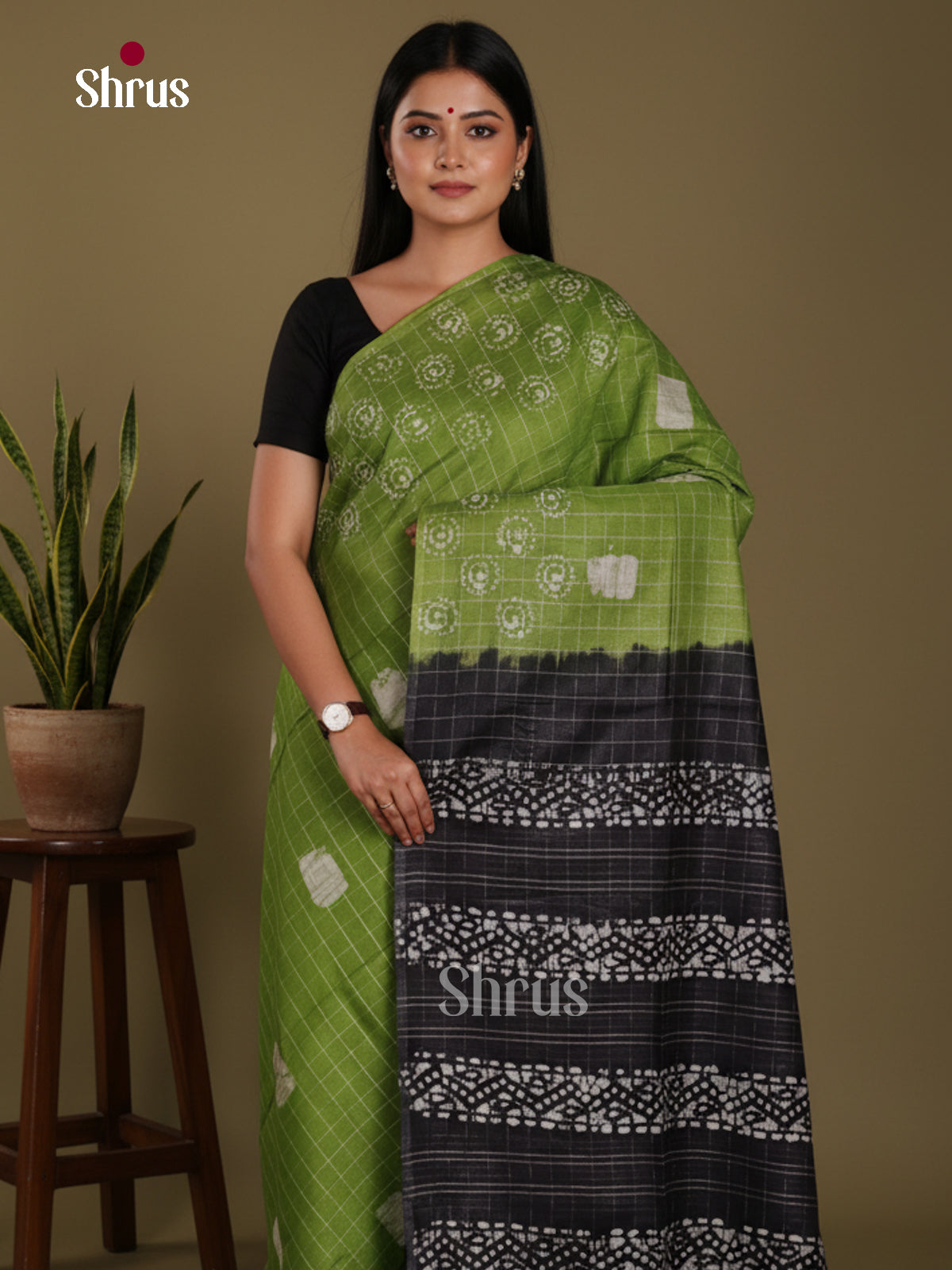 Light Green & Black - Bhatik Saree