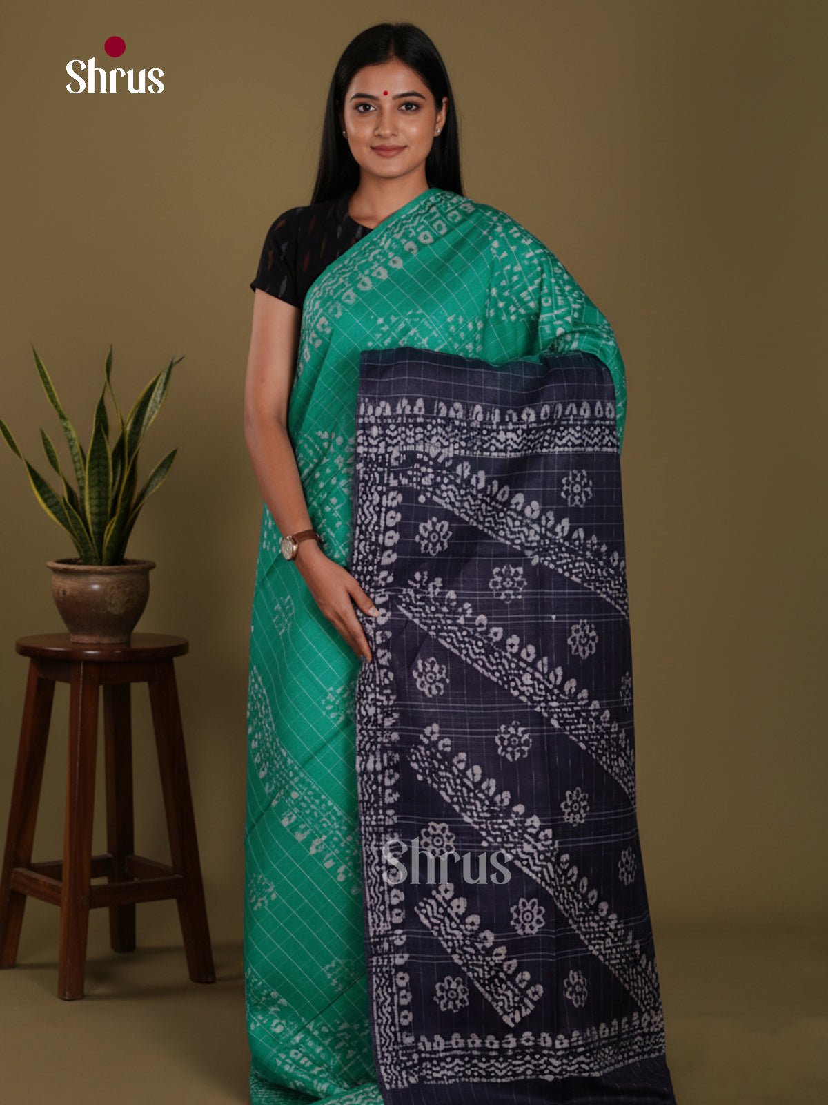 DLS01183 - Bhatik Saree