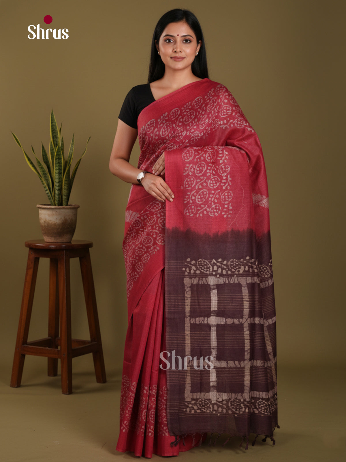 Red & Brown - Bhatik Saree