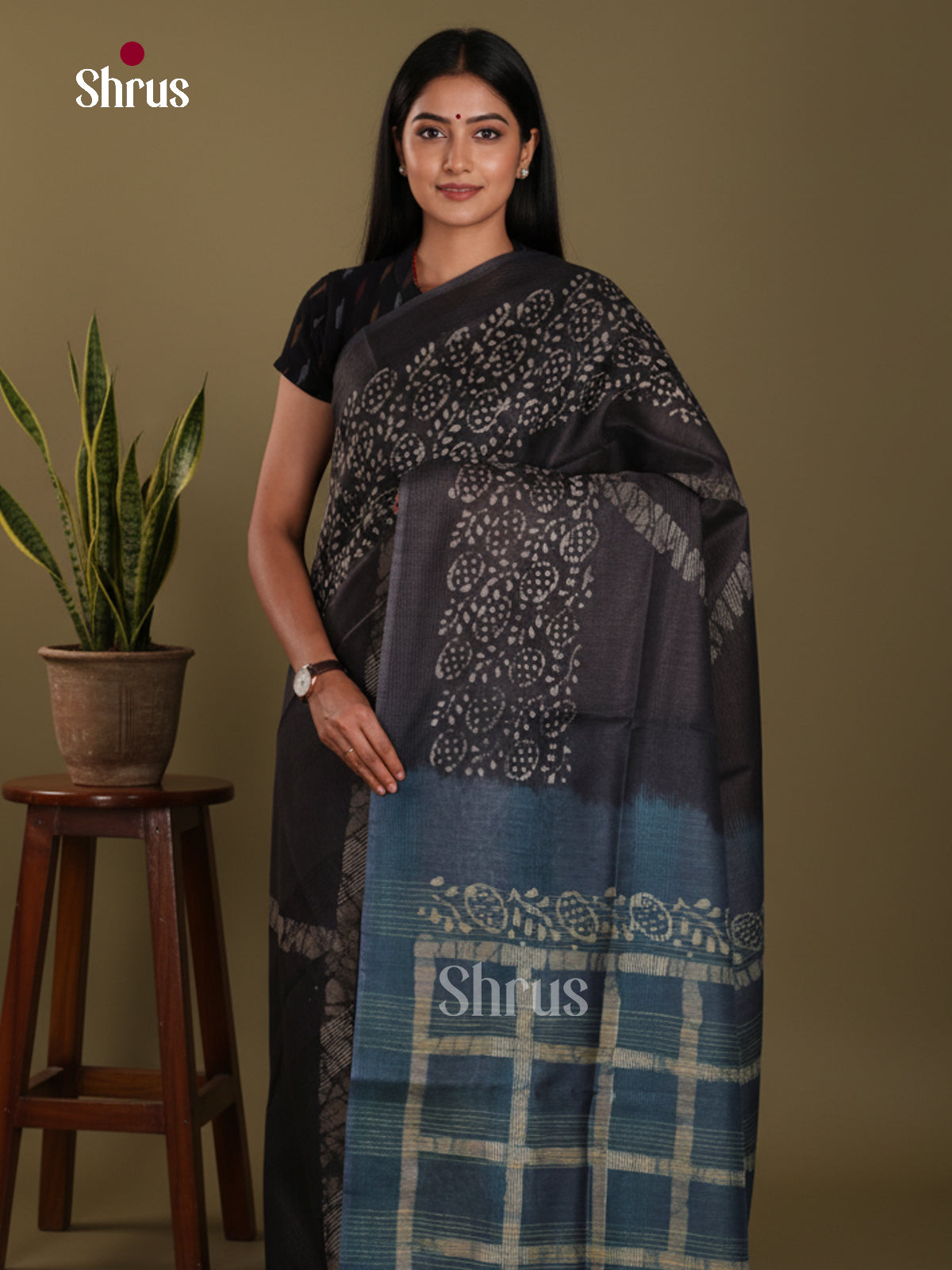 Black & Blue - Bhatik Saree
