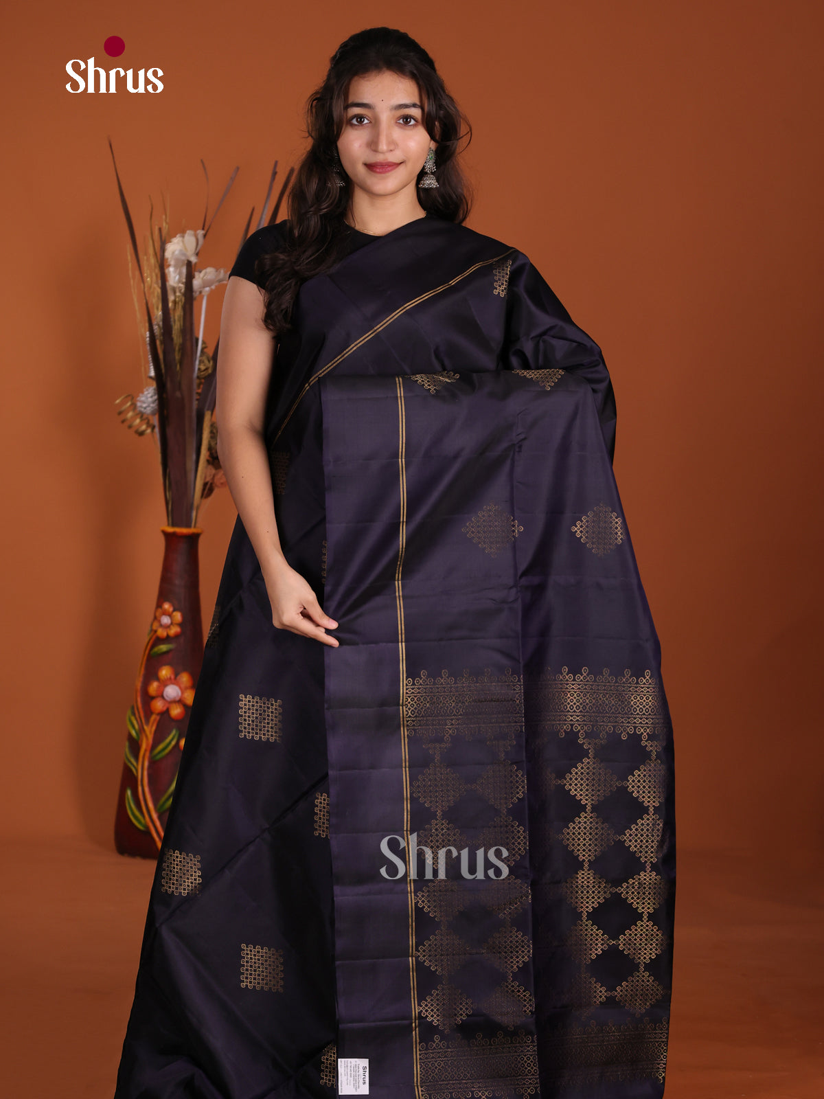 Graceful Navy Blue Soft Silk Saree with zari kolam motifs - Shop on Shrus.com