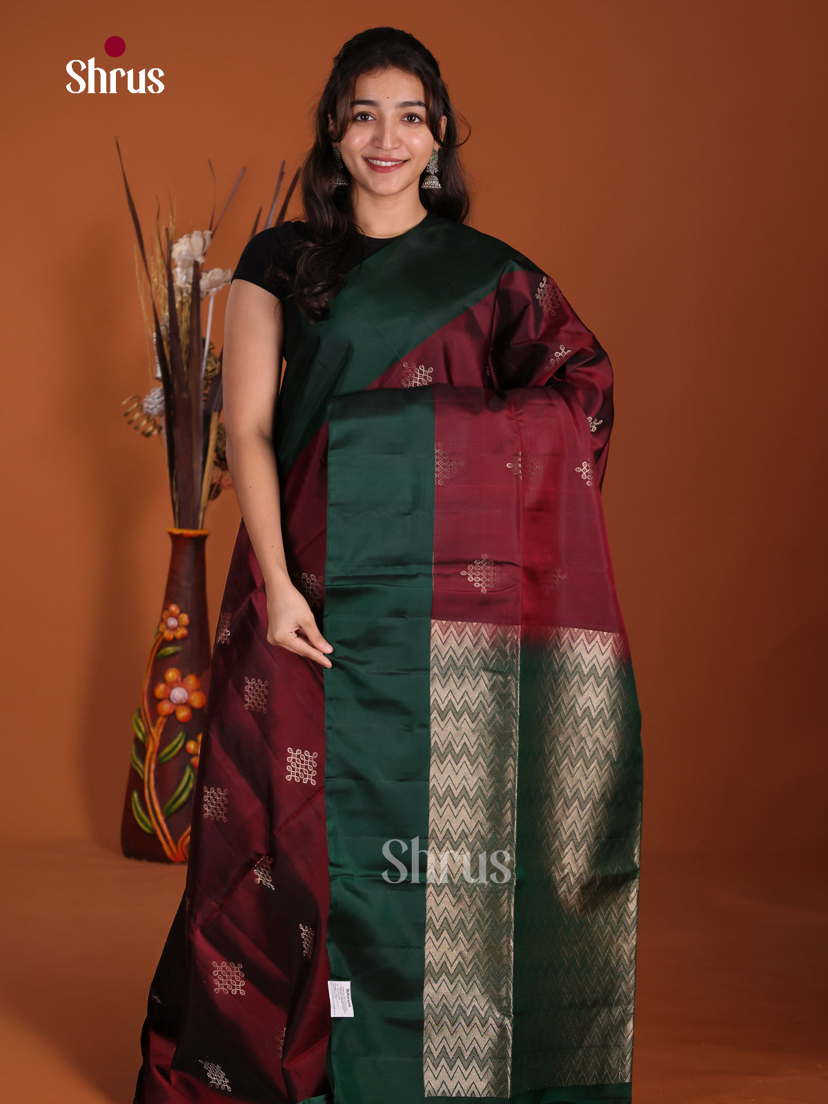 DLS02013 - Soft Silk (HR) Saree - Shop on Shrus.com