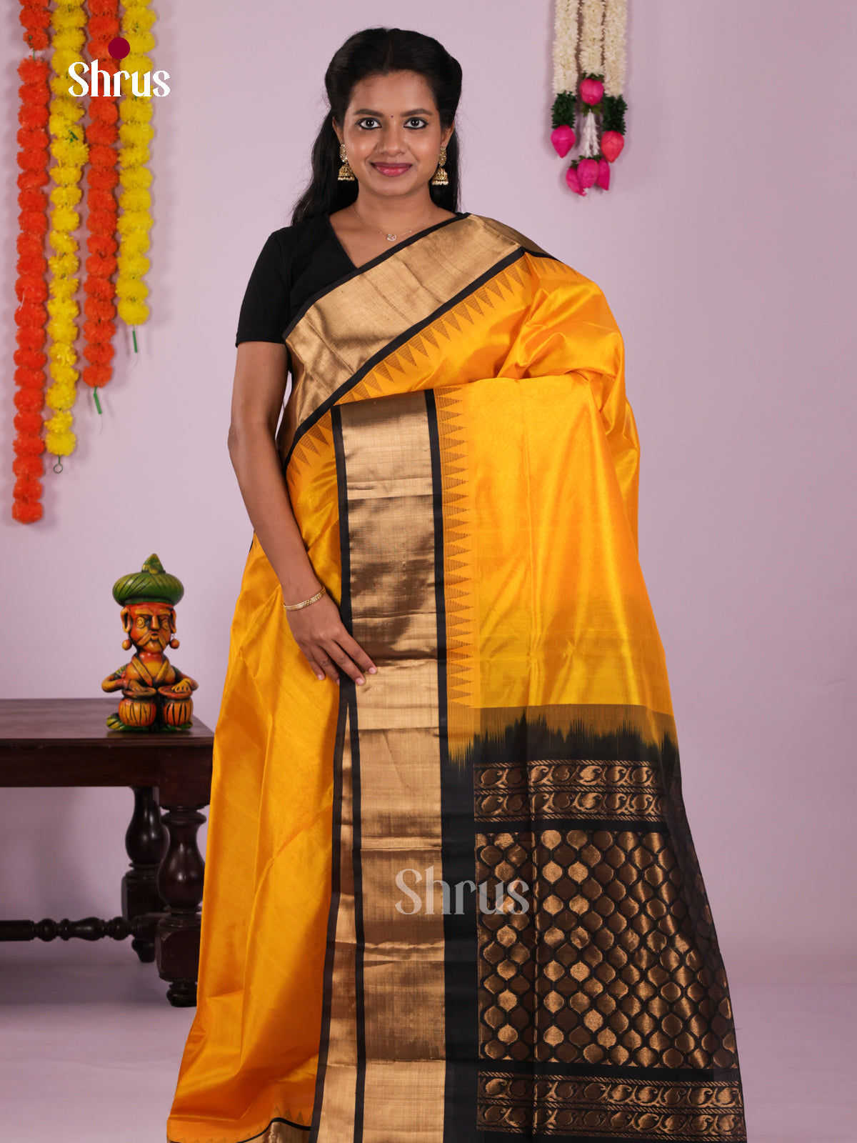 DLS04028 - Temple-border Saree