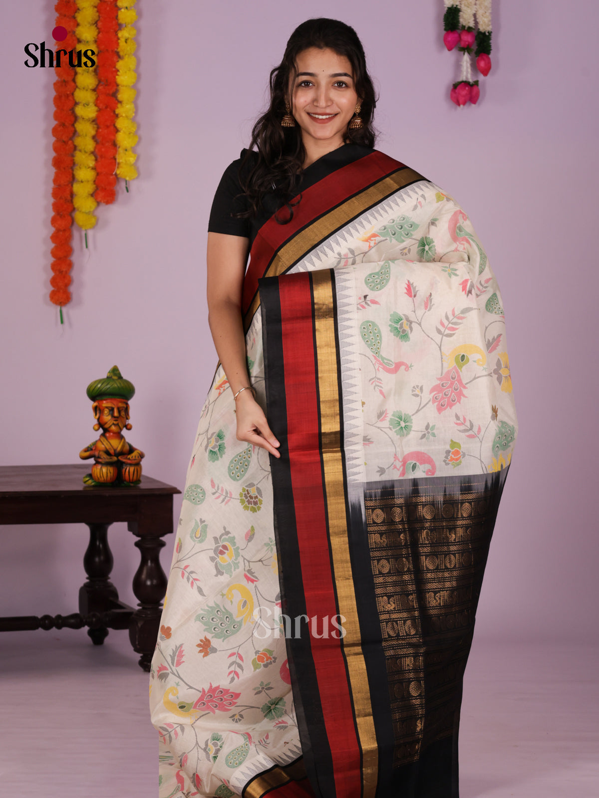 DLS04040 - Hindolam Saree