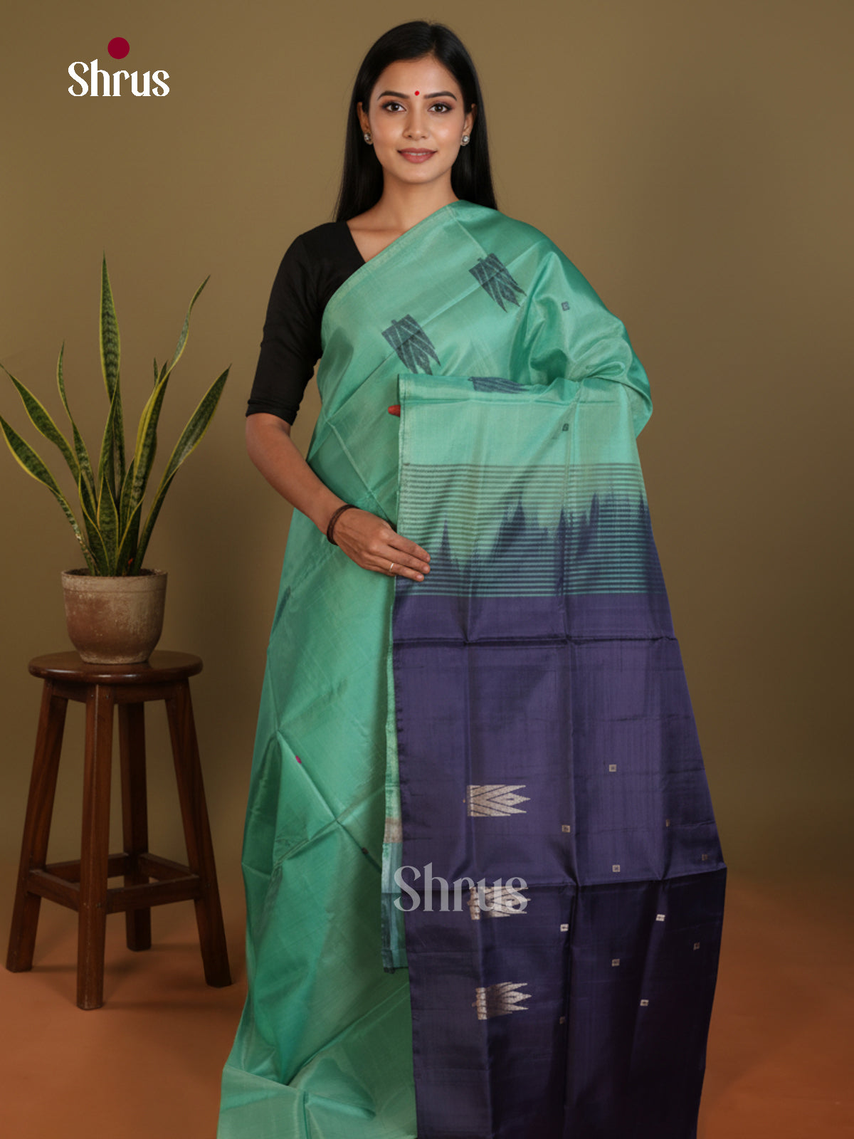 DLS04153 - Banana Pith without blouse Saree
