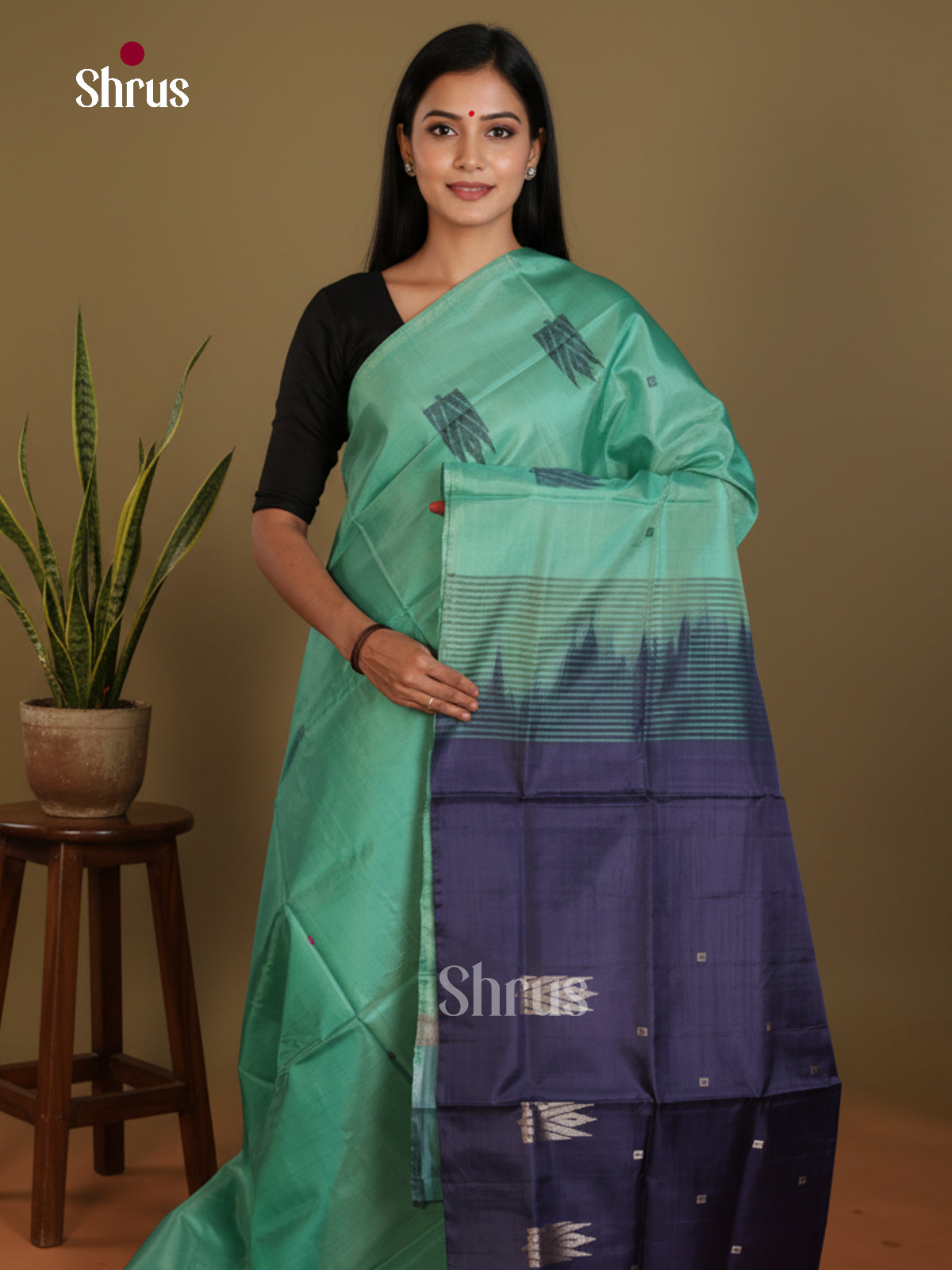 DLS04153 - Banana Pith without blouse Saree