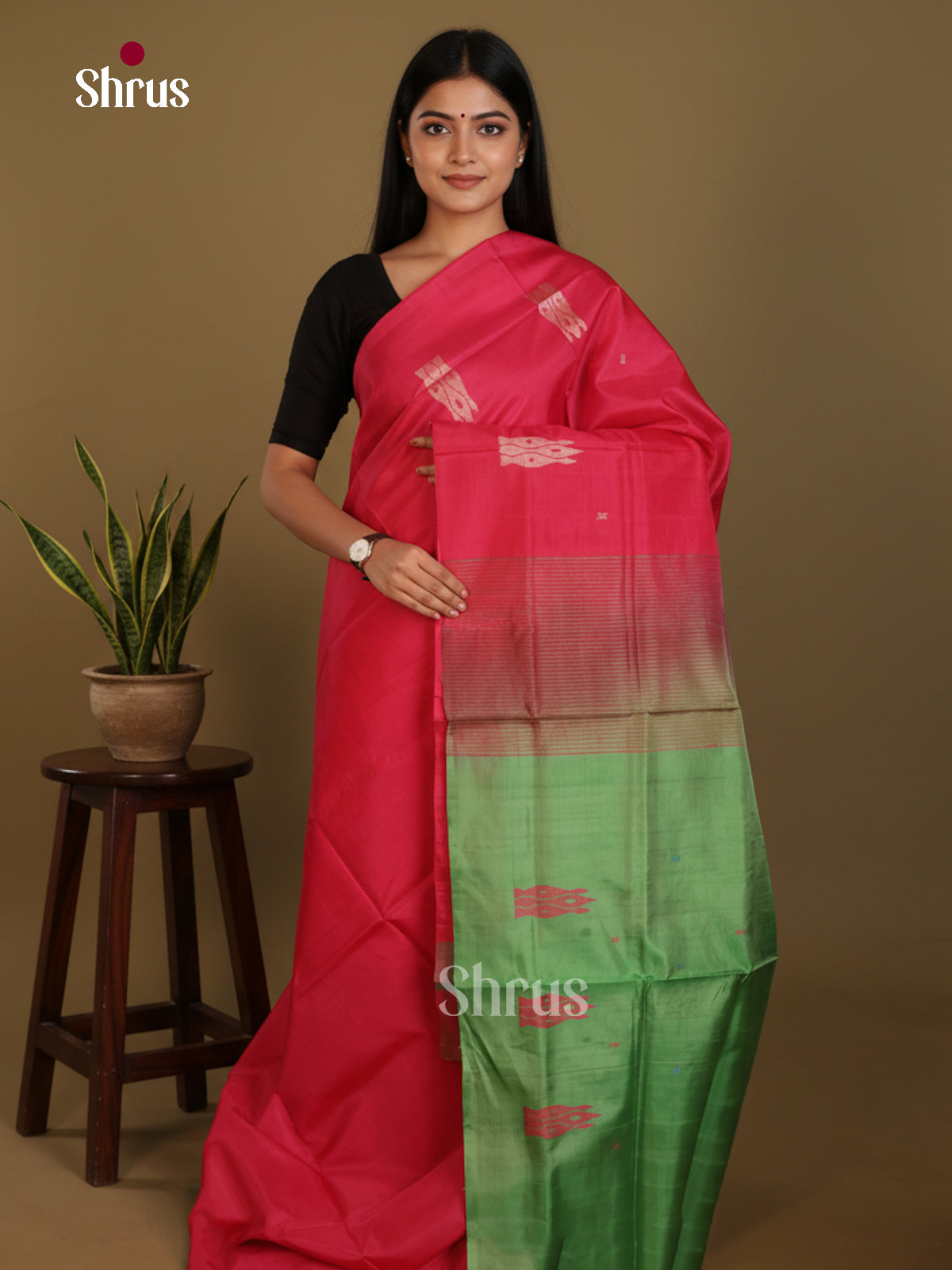 DLS04161 - Banana Pith without blouse Saree