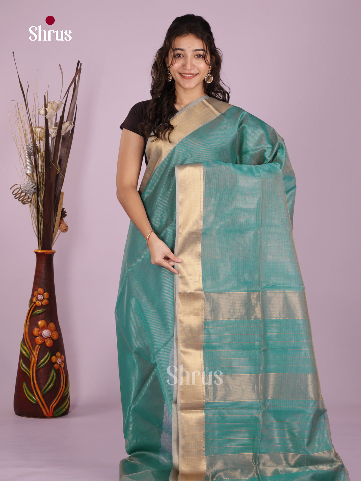 DLS06293 - Maheshwari silkcotton Saree - Shop on Shrus.com