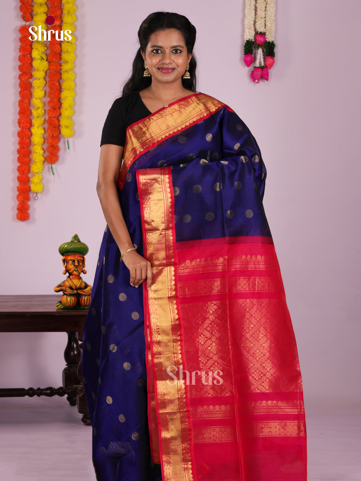 DLS06475 - Silk Cotton Saree - Shop on Shrus.com