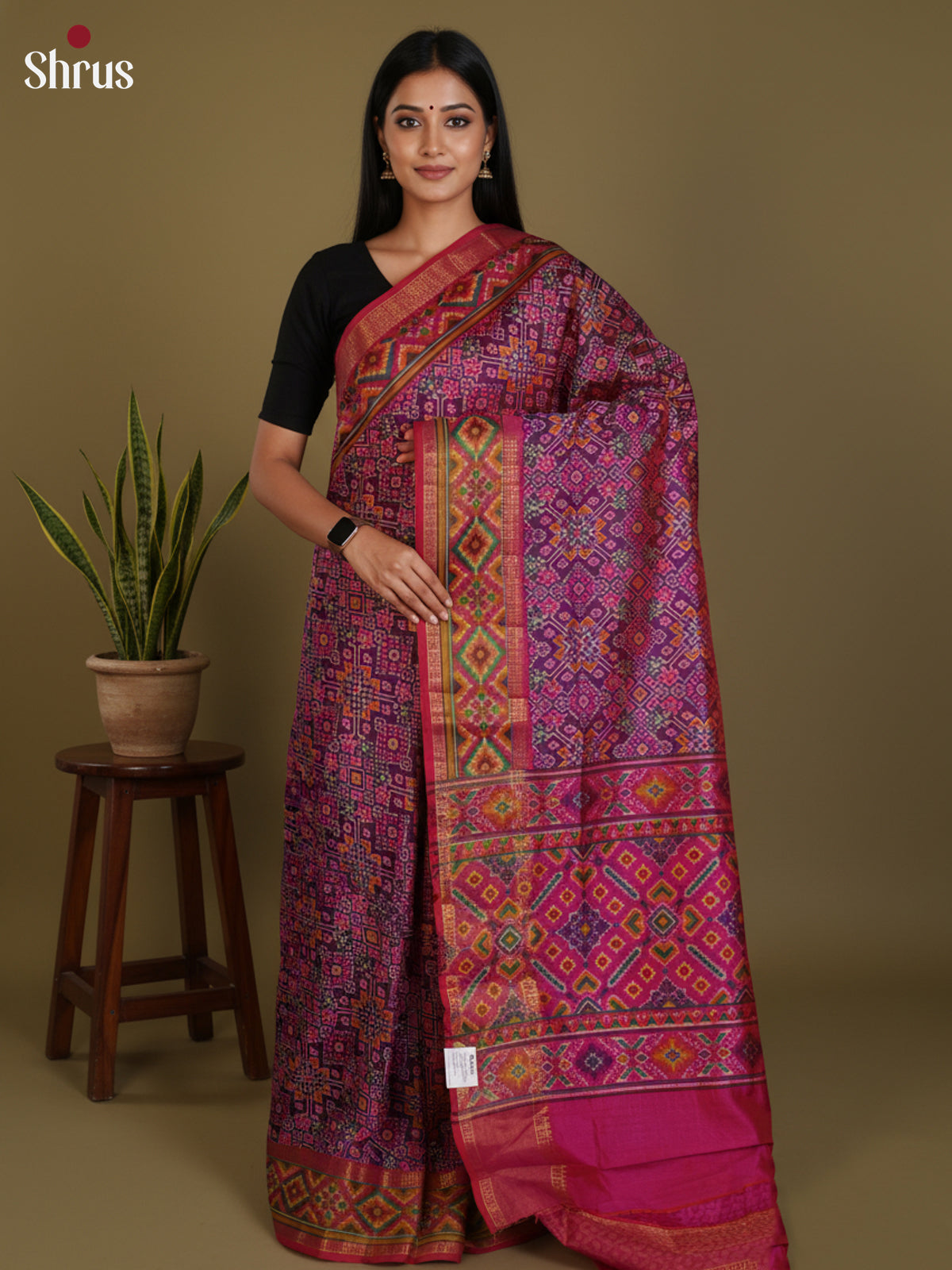 DLS08037 - Semi Patola Saree - Shop on Shrus.com