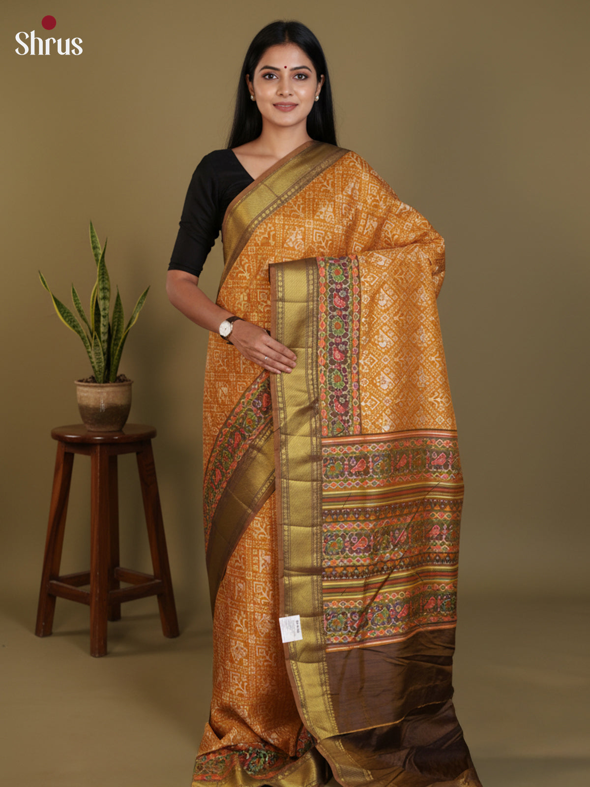 DLS08054 - Semi Patola Saree - Shop on Shrus.com