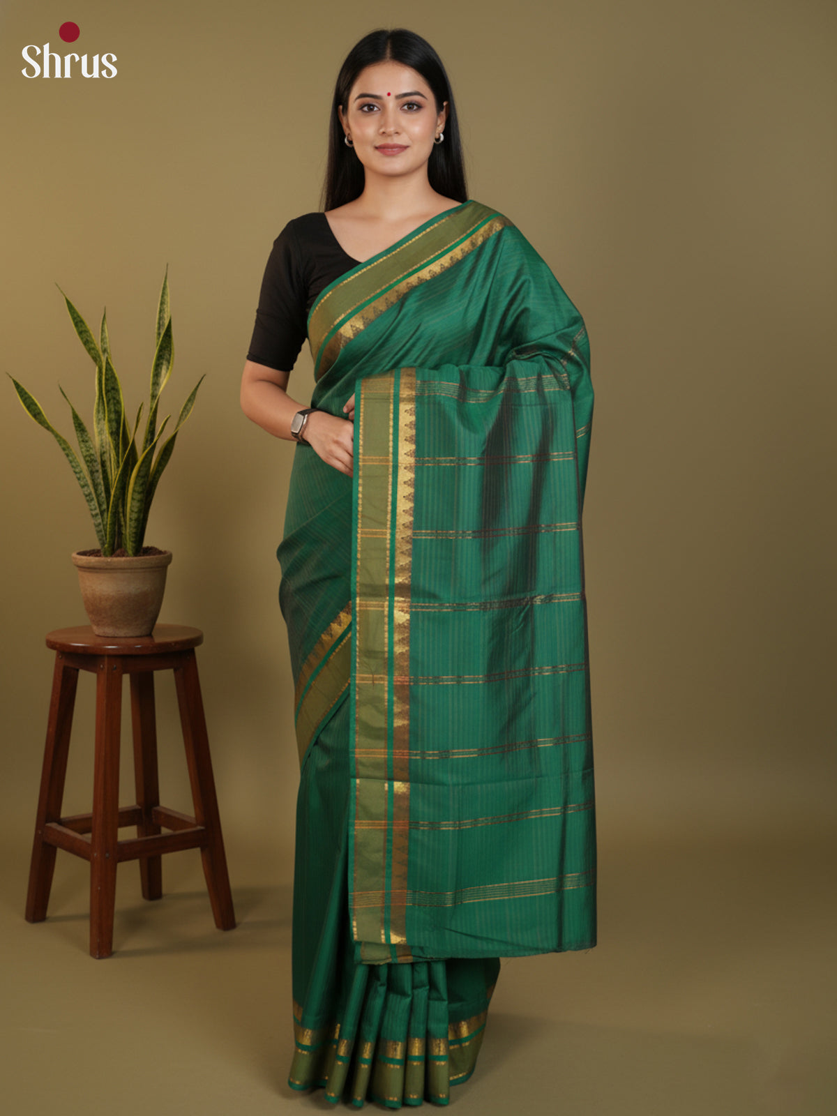 DLS09043 - Semi Silk Saree - Shop on Shrus.com