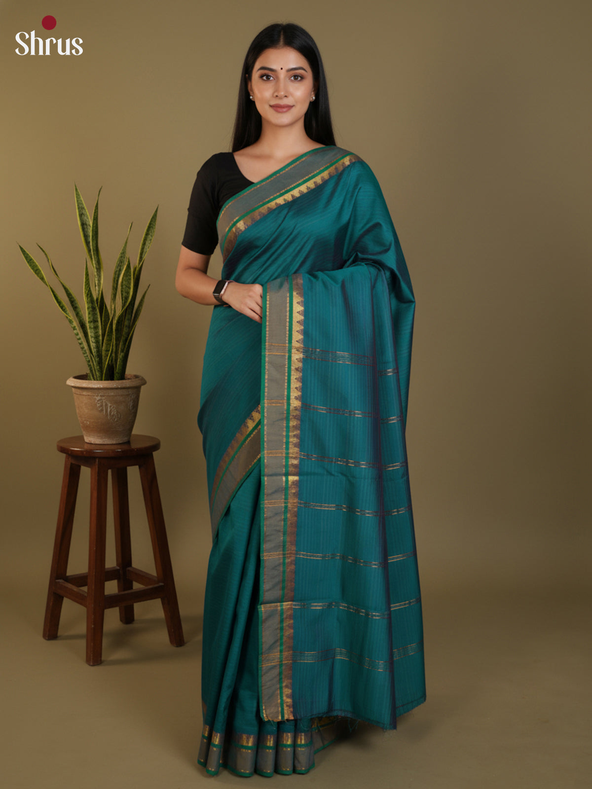 DLS09044 - Semi Silk Saree - Shop on Shrus.com