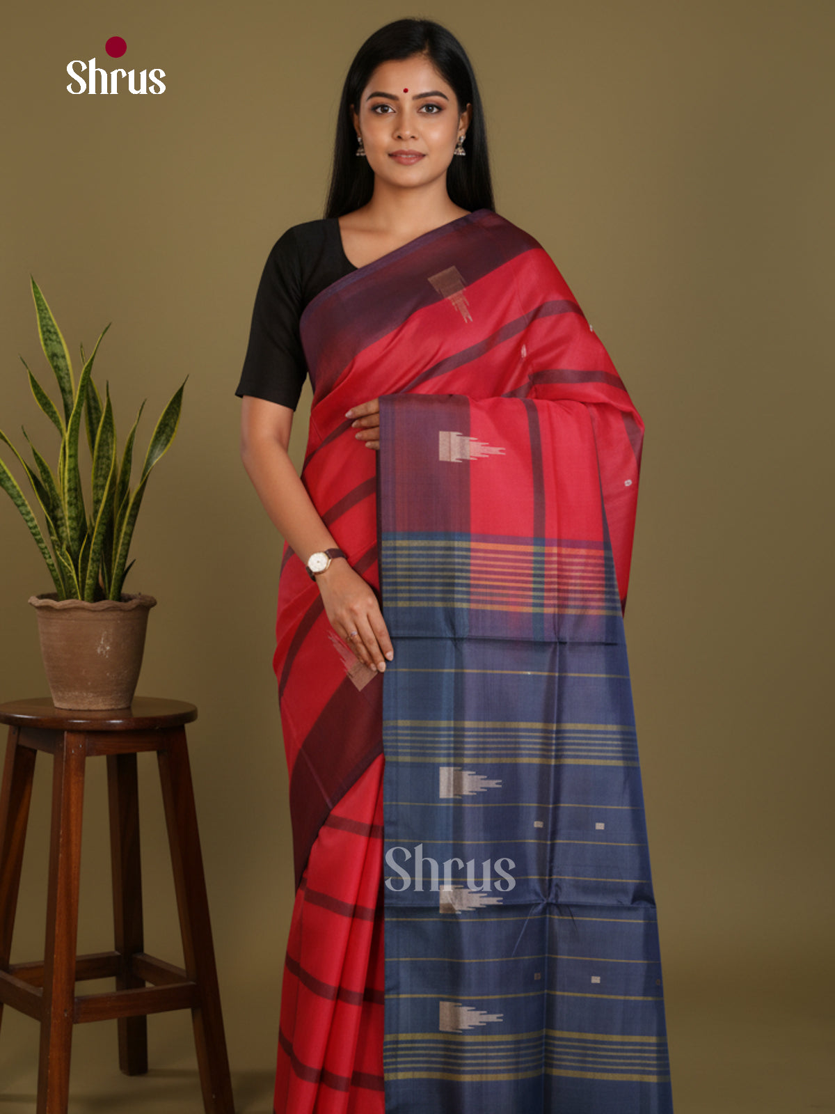 DLS09073 - Banana Pith without blouse Saree - Shop on Shrus.com