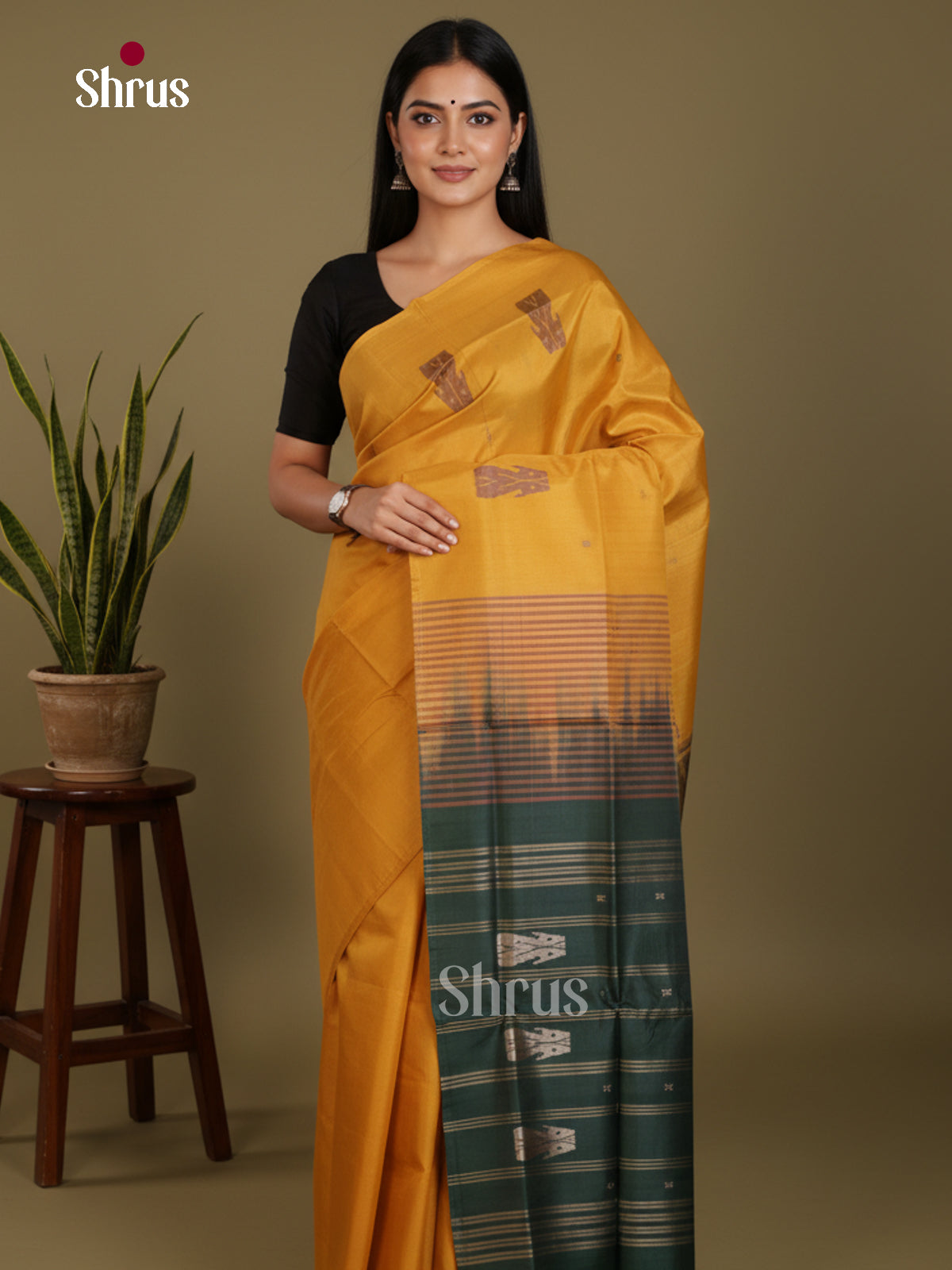 DLS09097 - Banana Pith without blouse Saree - Shop on Shrus.com