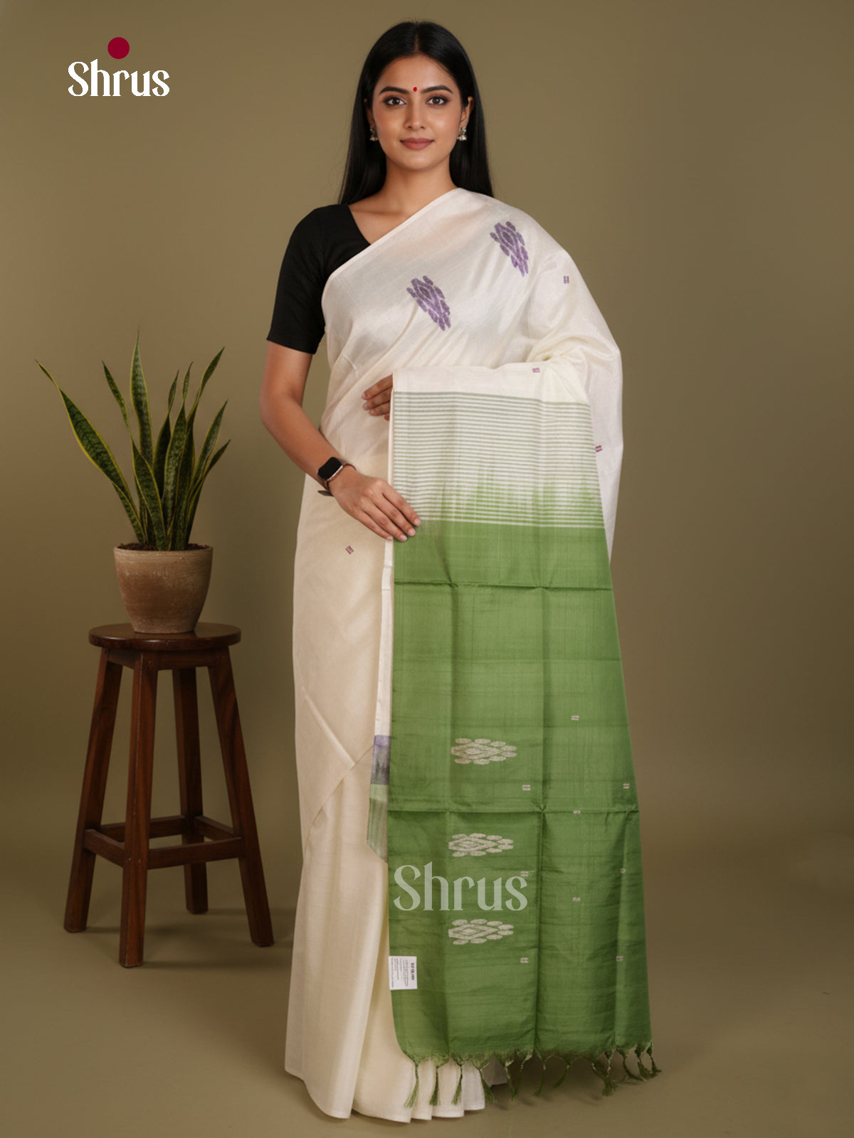 Cream & Green - Banana Pith without blouse Saree