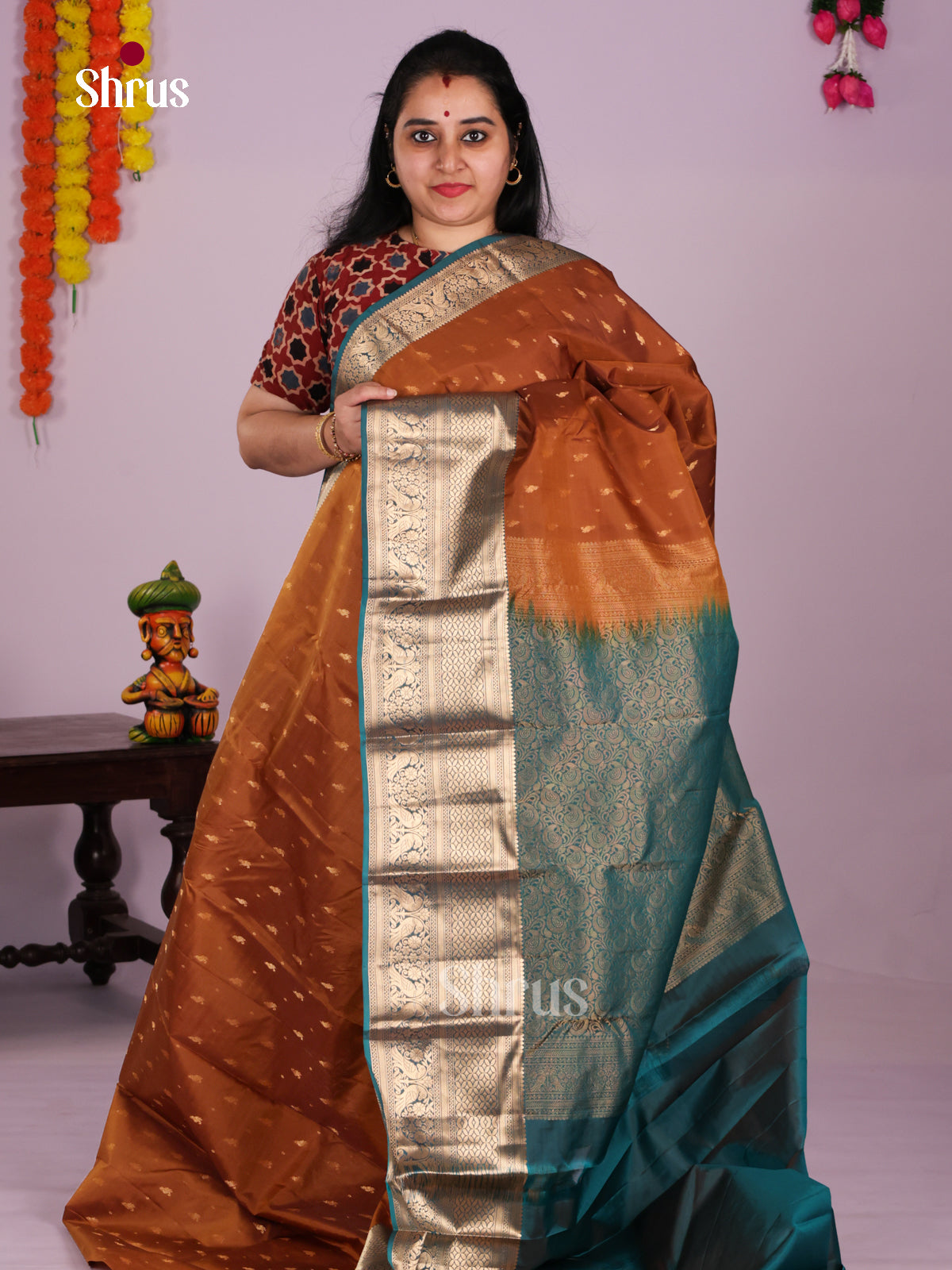 DLS16001 - Kanchipuram-halfpure Saree - Shop on Shrus.com