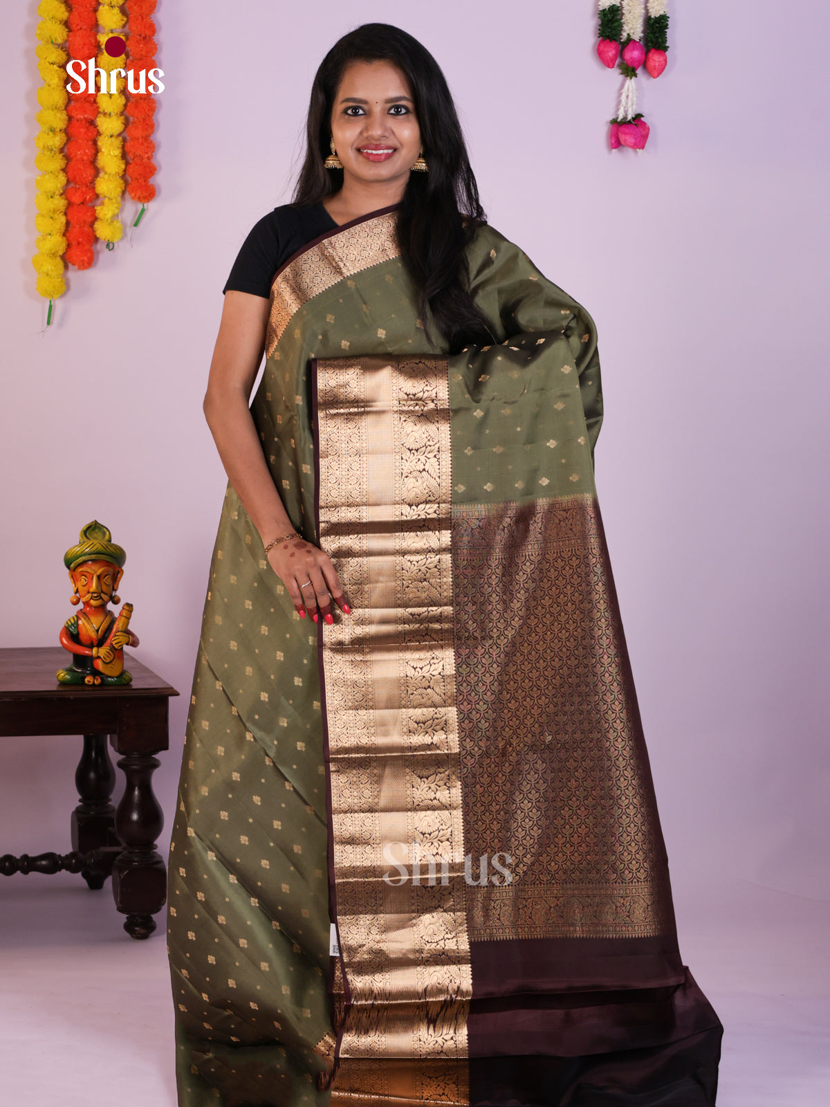 DLS16002 - Kanchipuram-halfpure Saree - Shop on Shrus.com