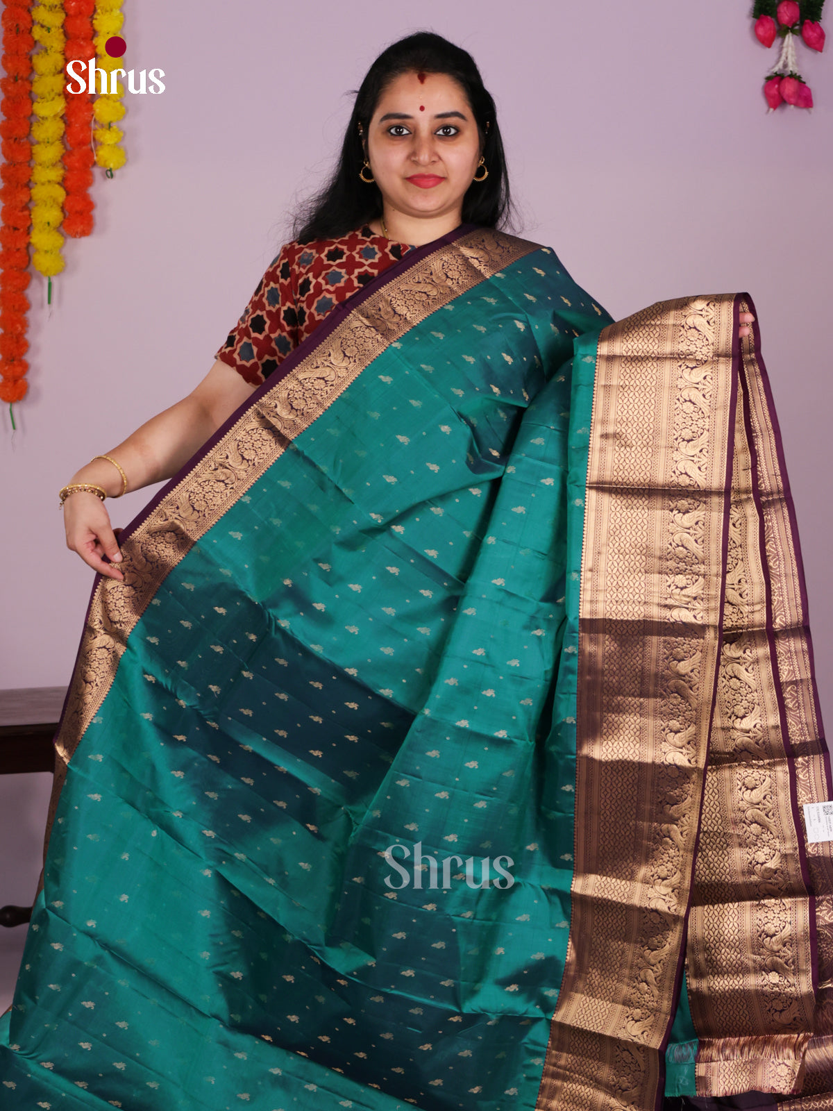 DLS16006 - Kanchipuram-halfpure Saree - Shop on Shrus.com