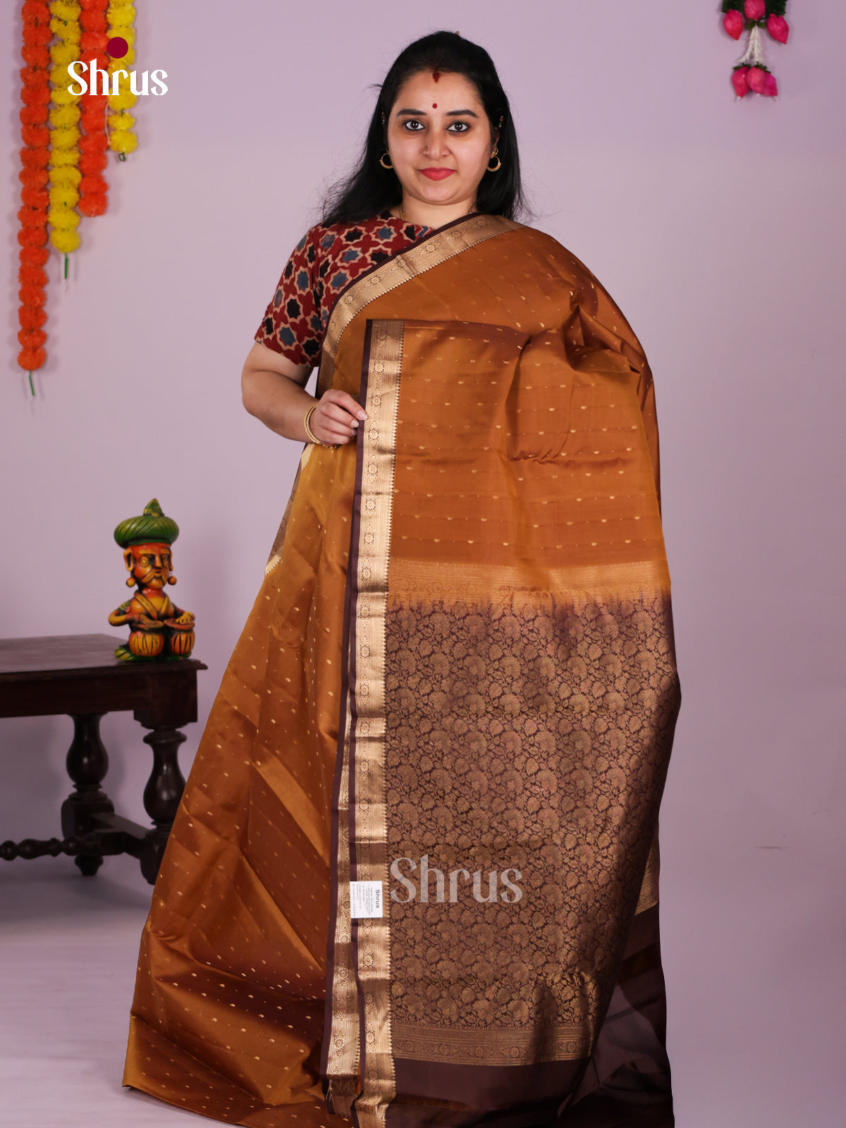 DLS16011 - Kanchipuram-halfpure Saree - Shop on Shrus.com