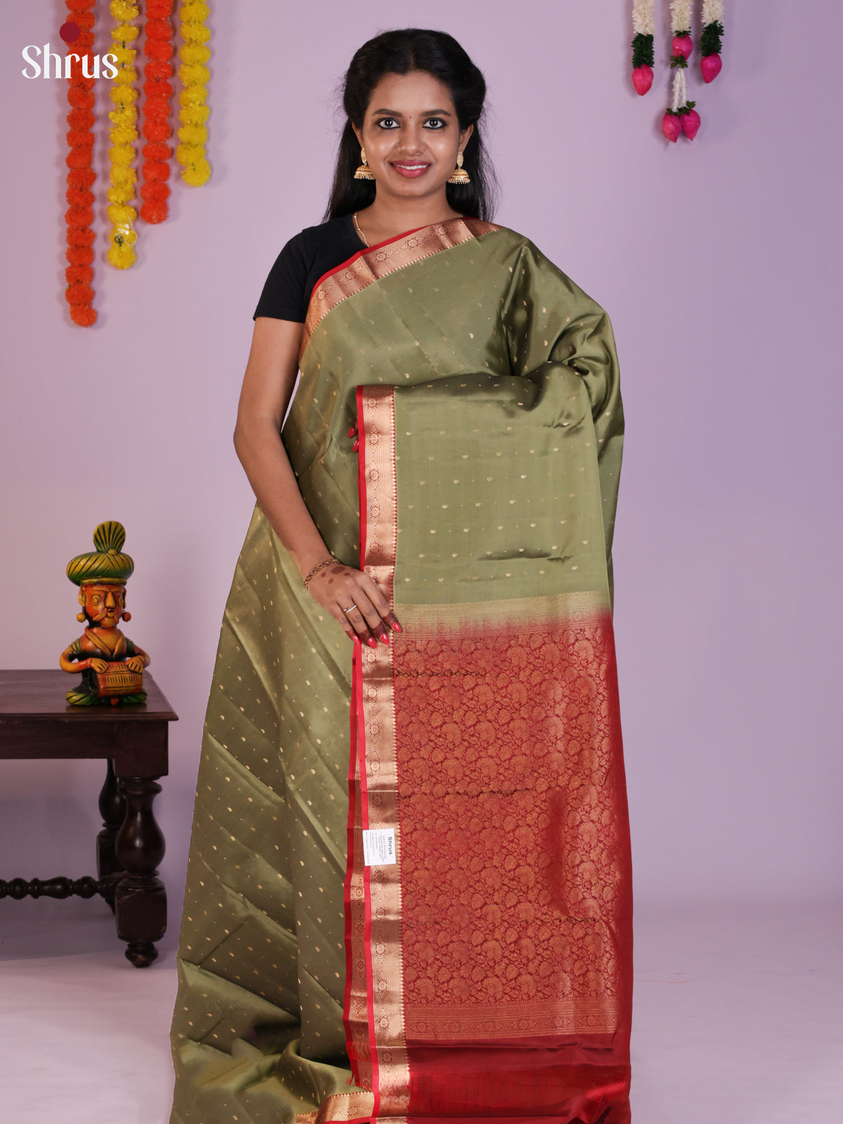 DLS16015 - Kanchipuram-halfpure Saree - Shop on Shrus.com